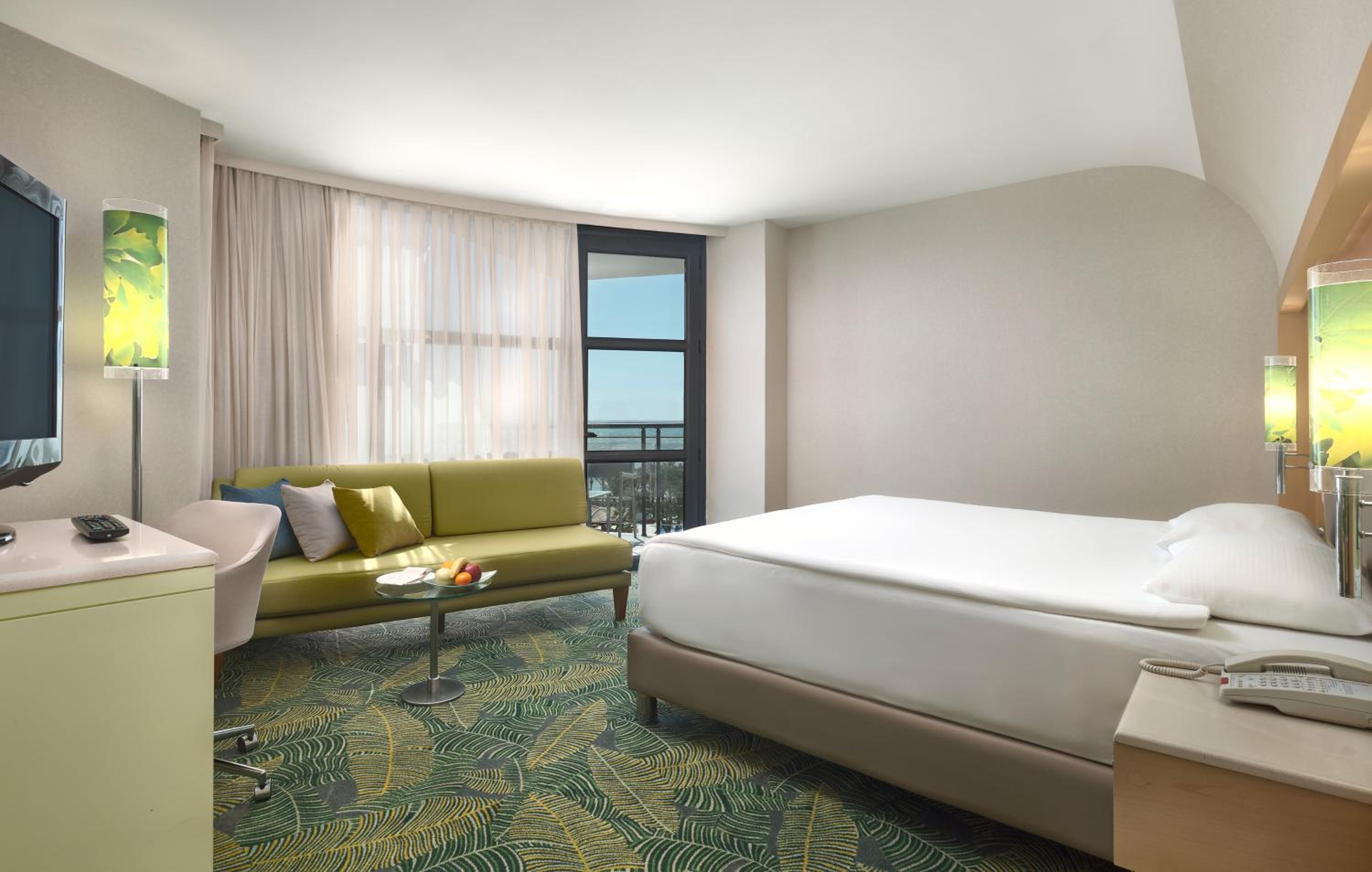 Double Room with Balcony and Sea View photo 1