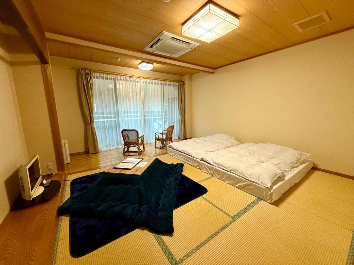 Japanese-Style Room
