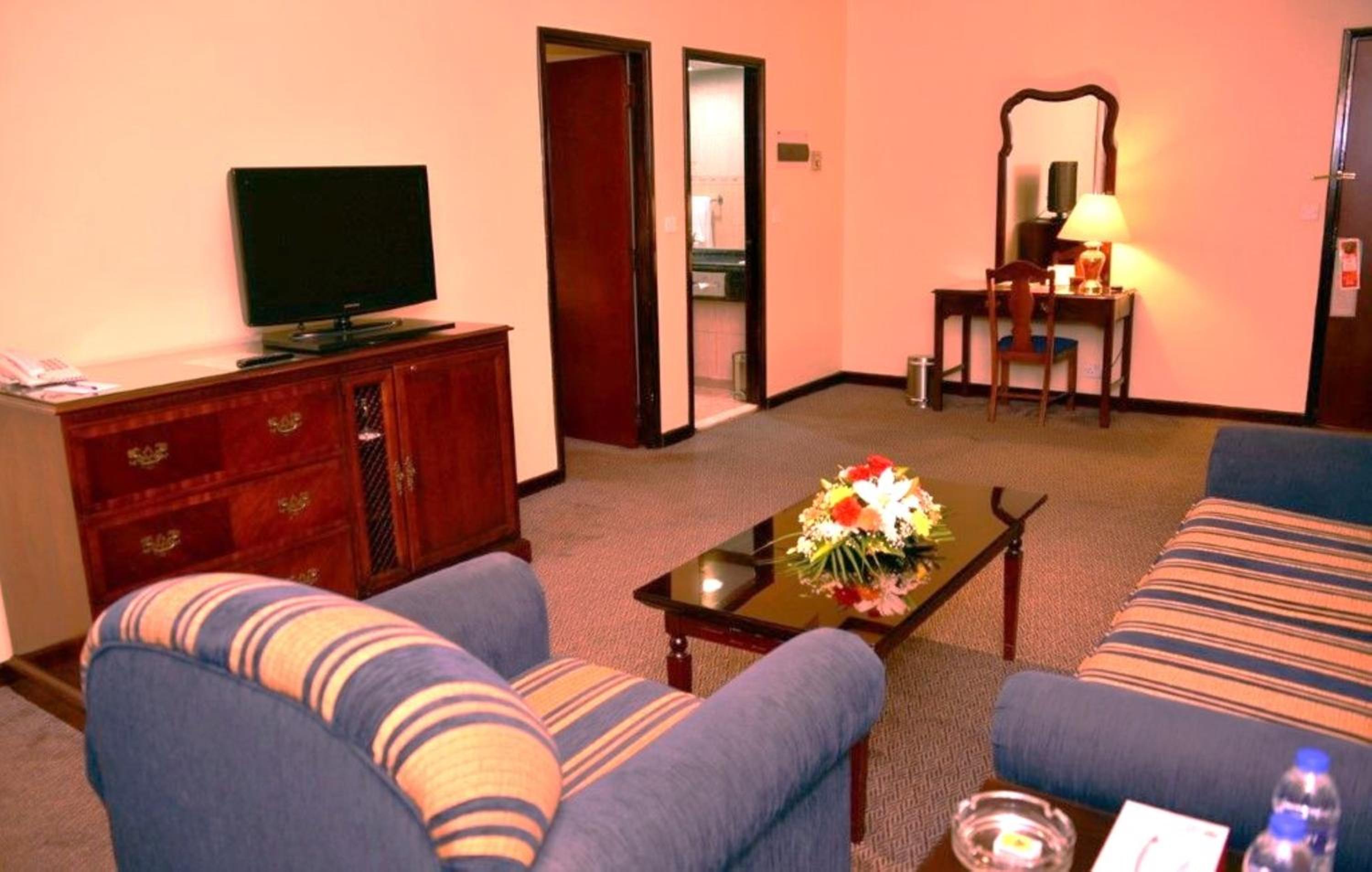 Premium King Room photo 2