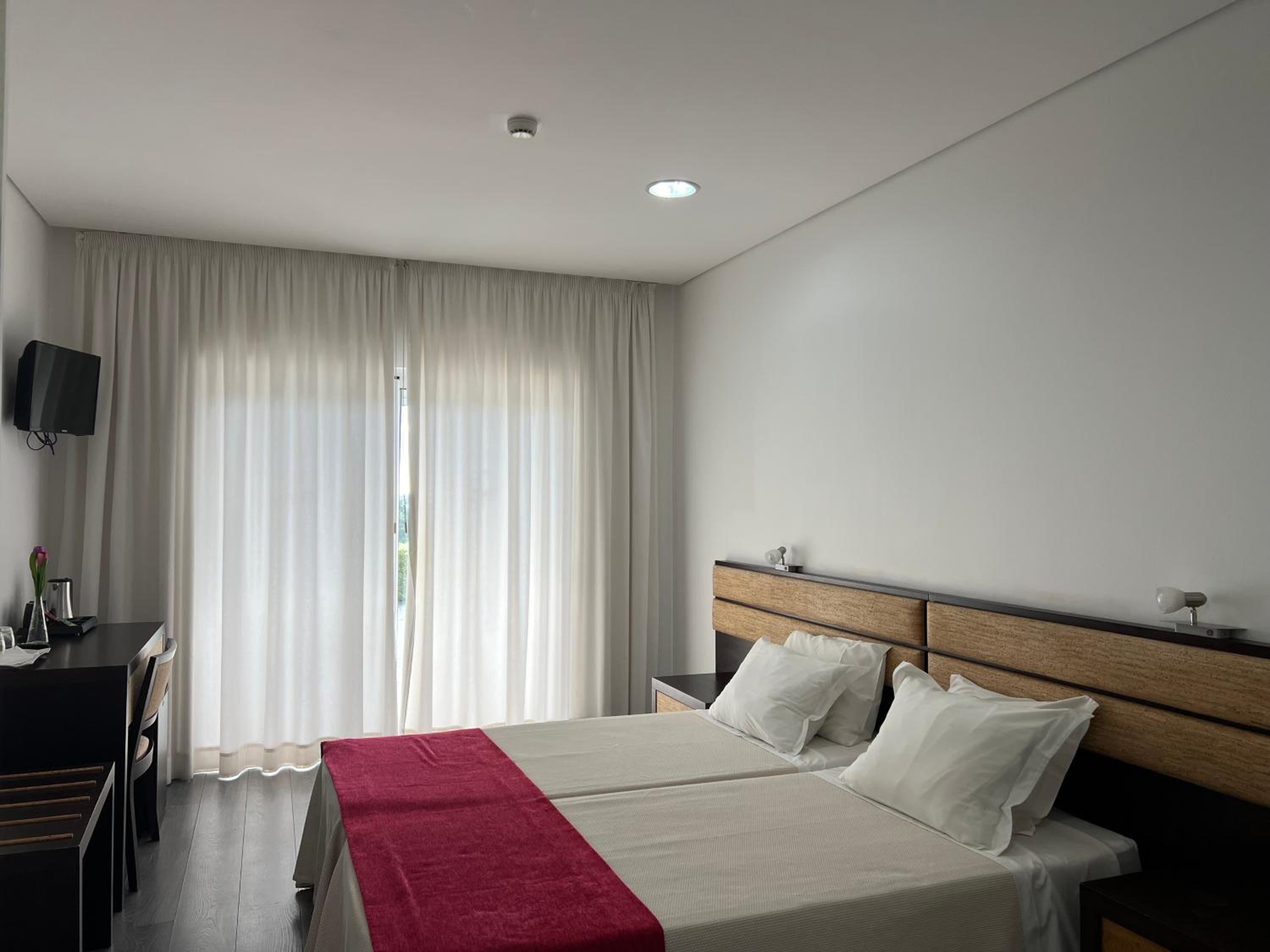 Twin Room with Sea View photo 2