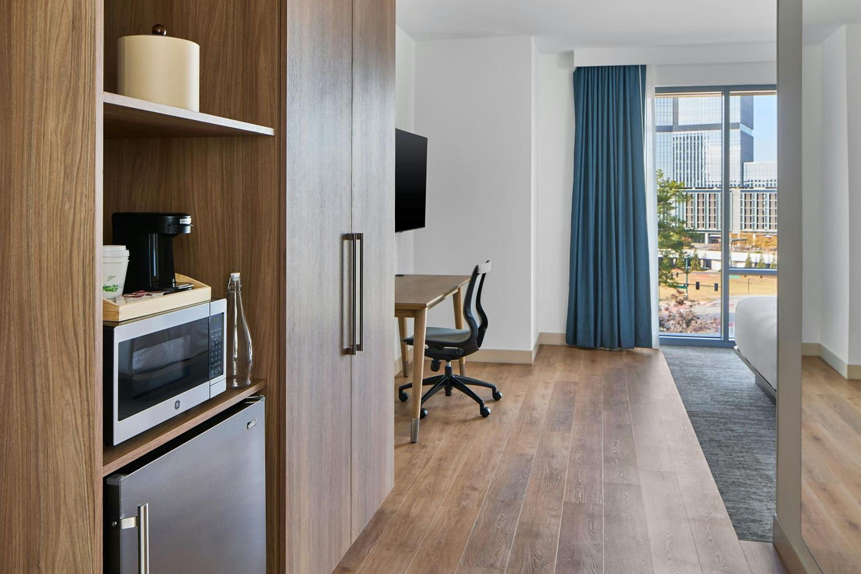 Corner King Room - Photo 3