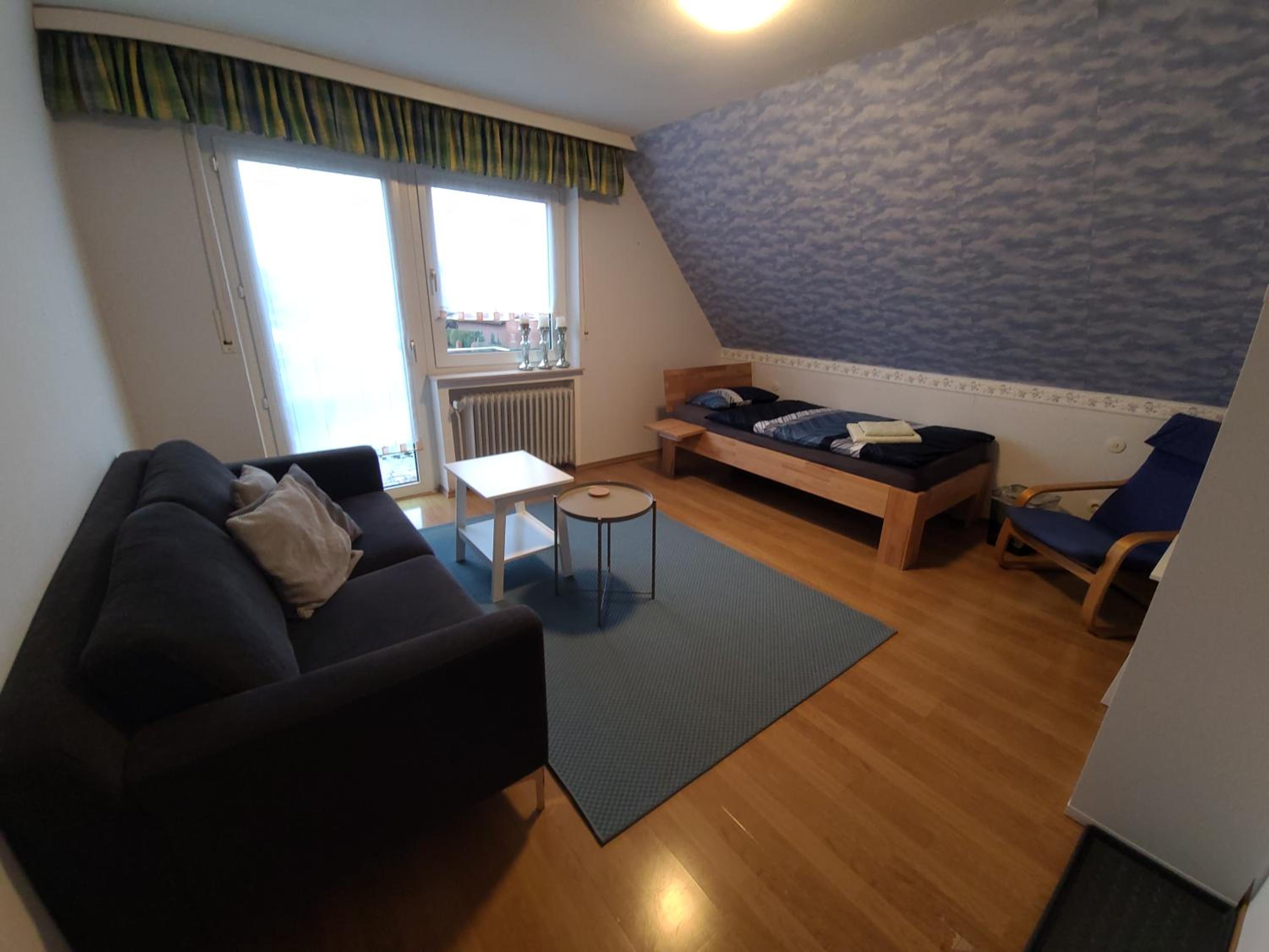 Three-Bedroom Apartment - High Floor photo 2