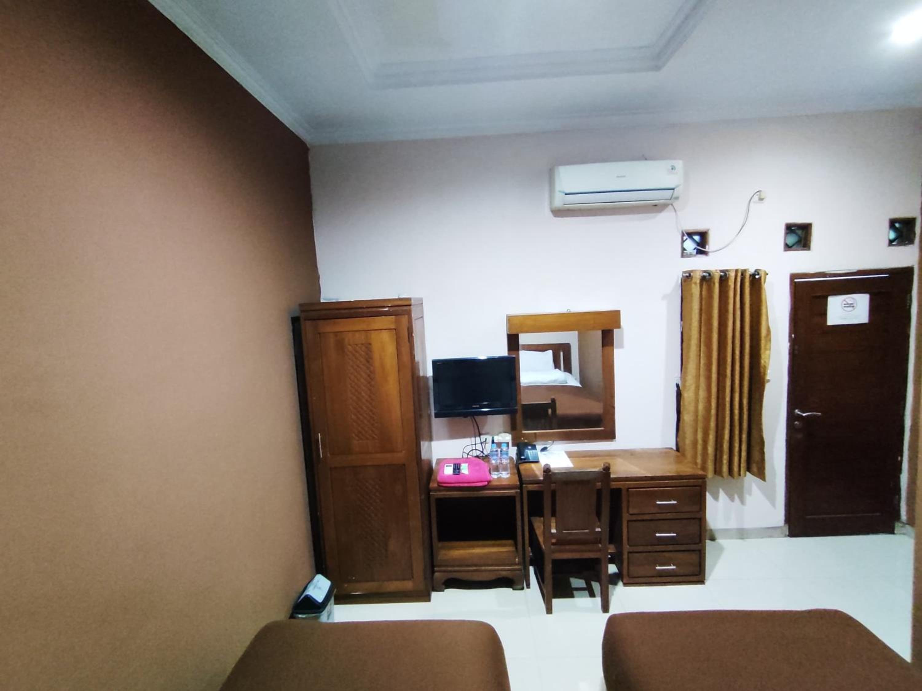Deluxe Twin Room photo 3