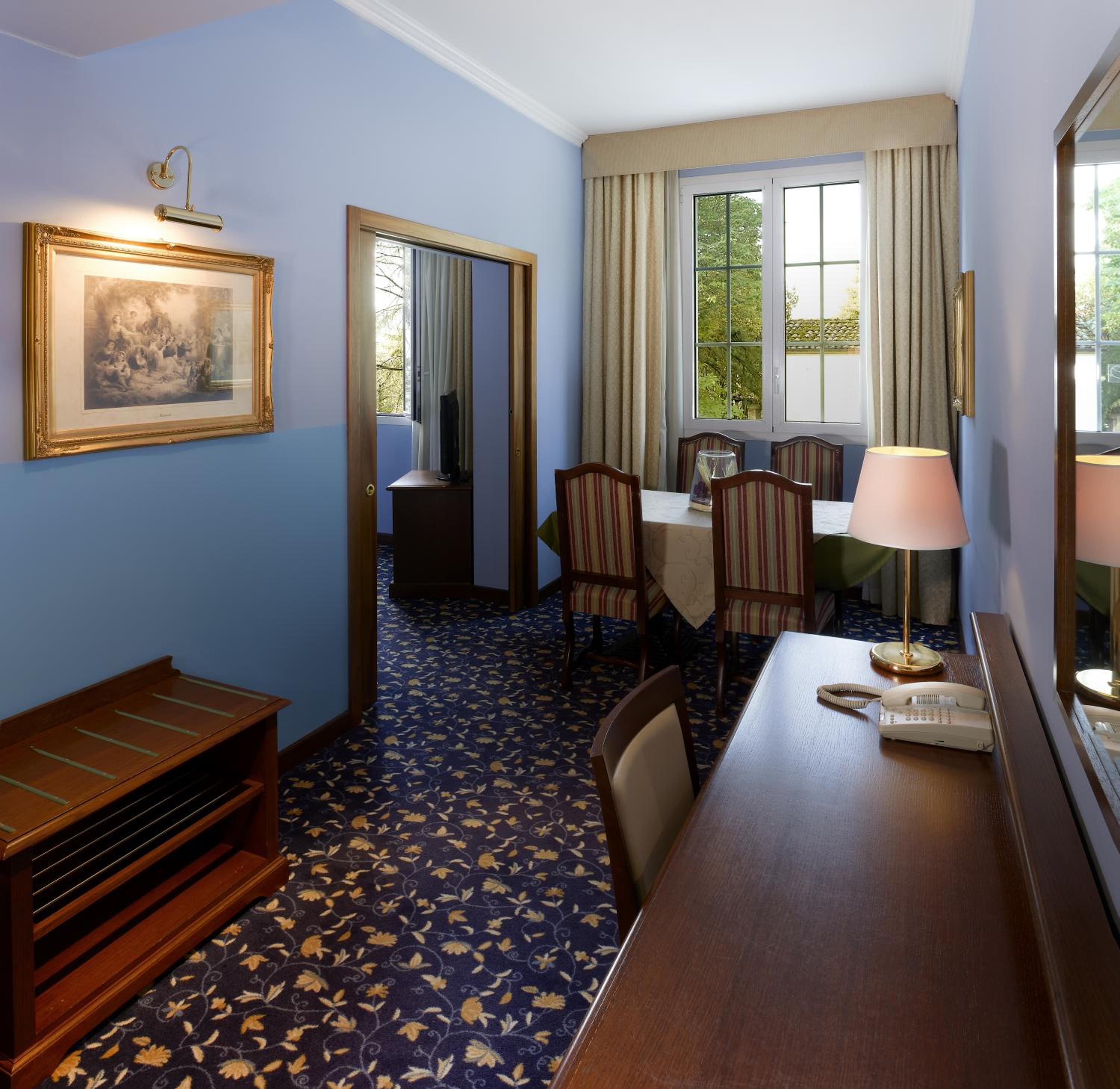 Junior Suite thumbnail 6