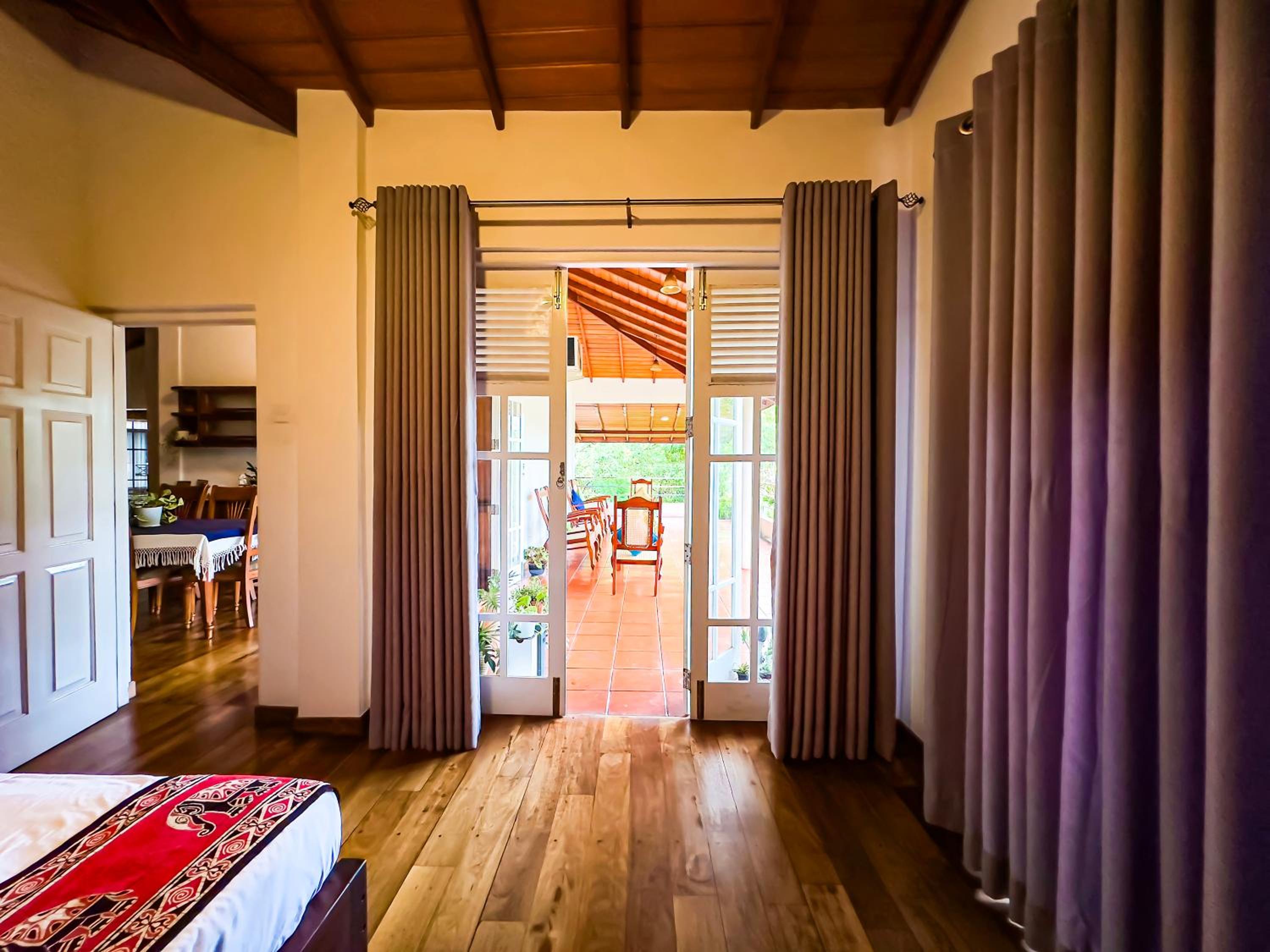 Deluxe Double Room - Photo 15