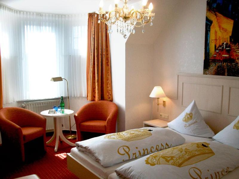 Double Room - Photo 5