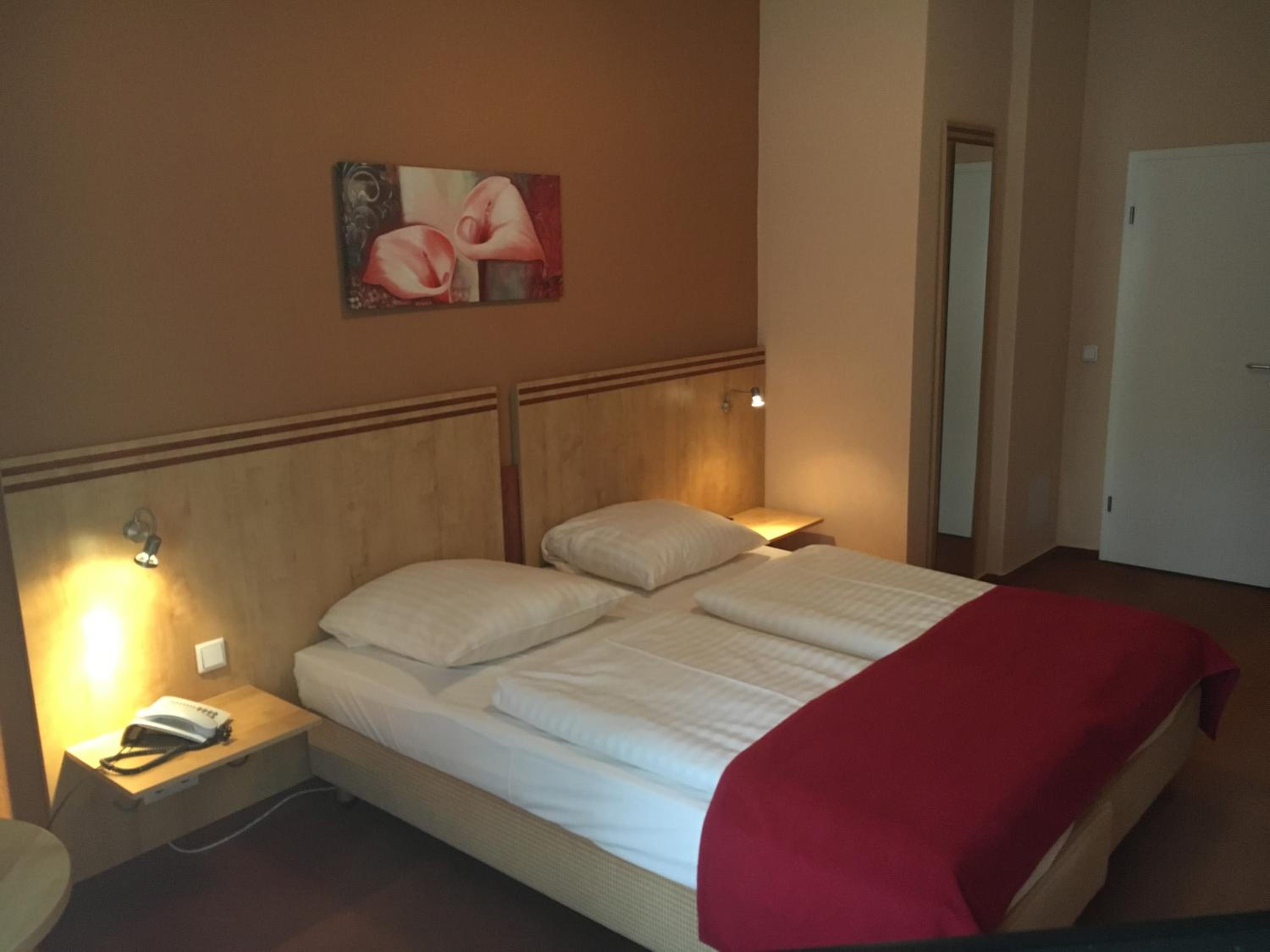 Double Room - Photo 14