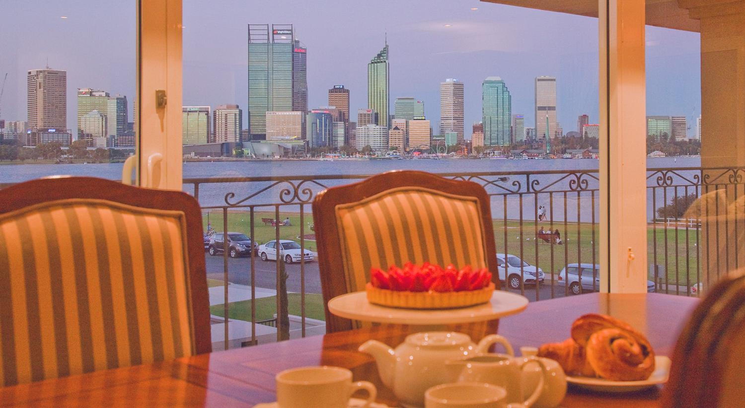 Grand One-Bedroom Suite with River View
