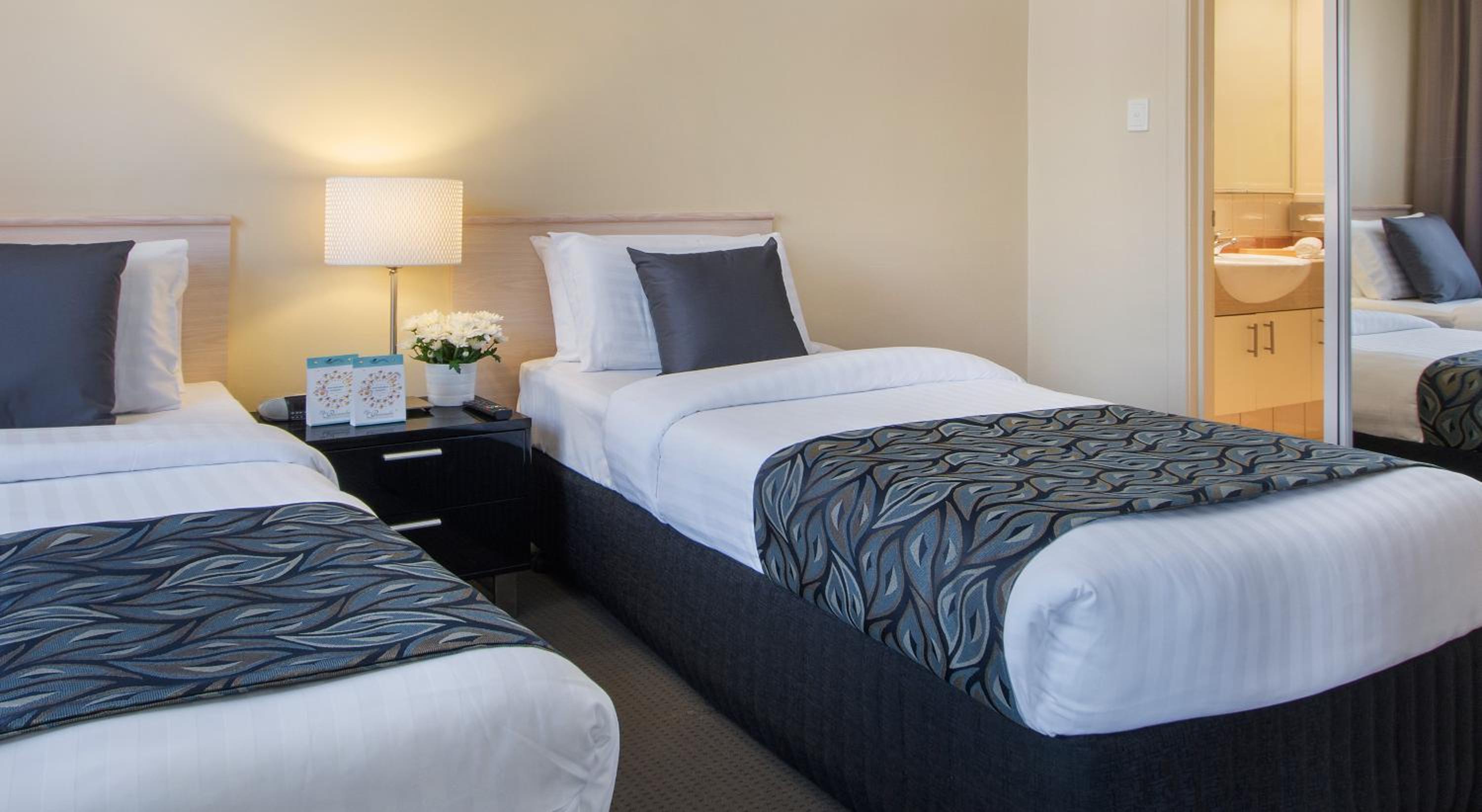 Standard One-Bedroom Twin Bed Suite