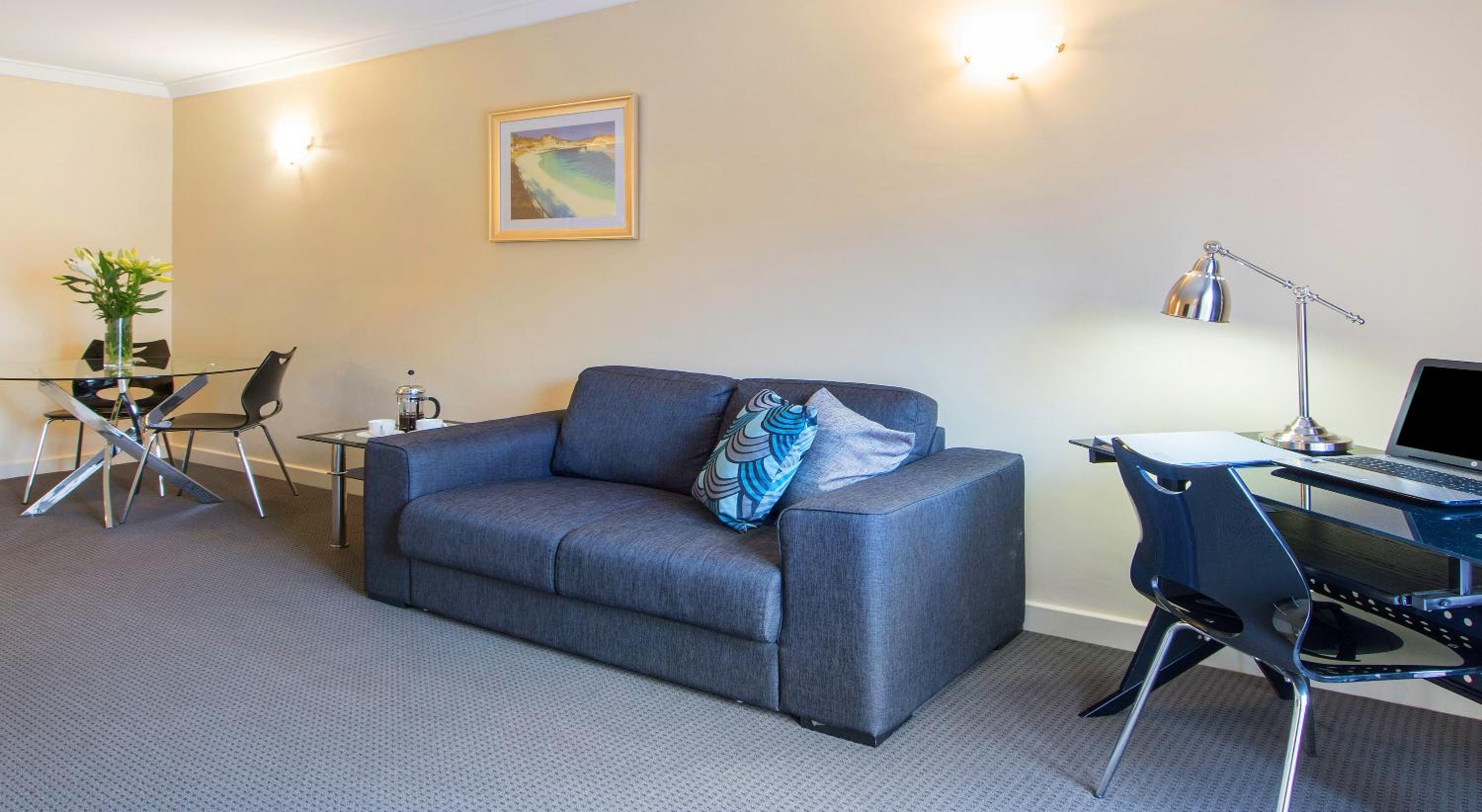 Standard One-Bedroom Twin Bed Suite