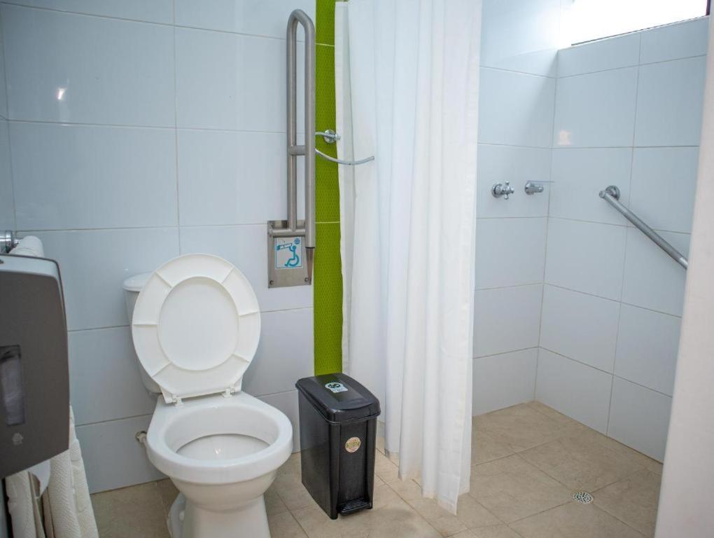 Single Room - Disability Access photo 2