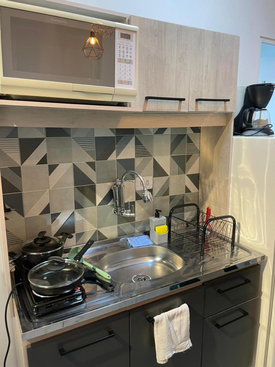 Superior One-Bedroom Apartment