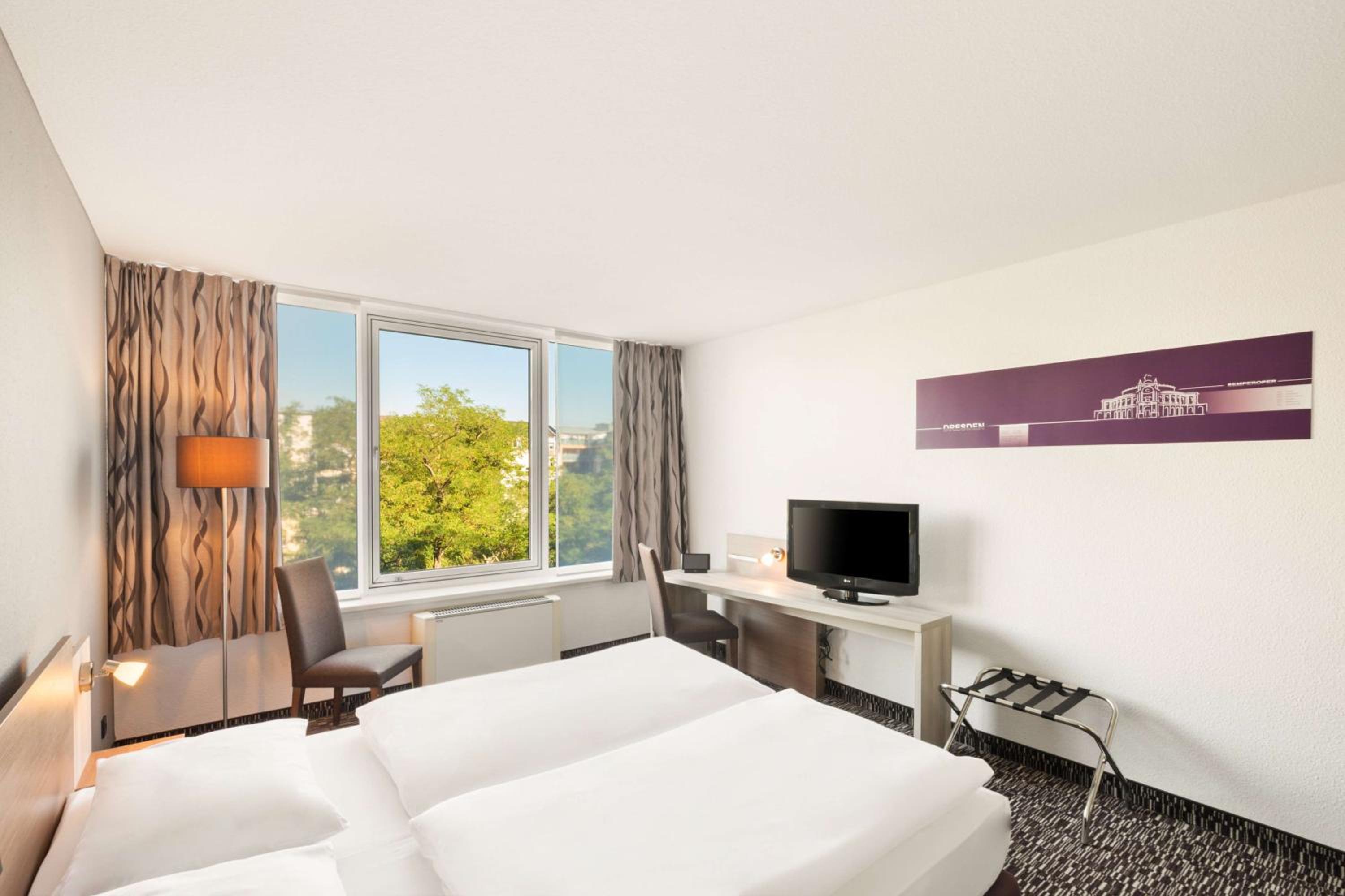 Standard Double Room - Photo 3