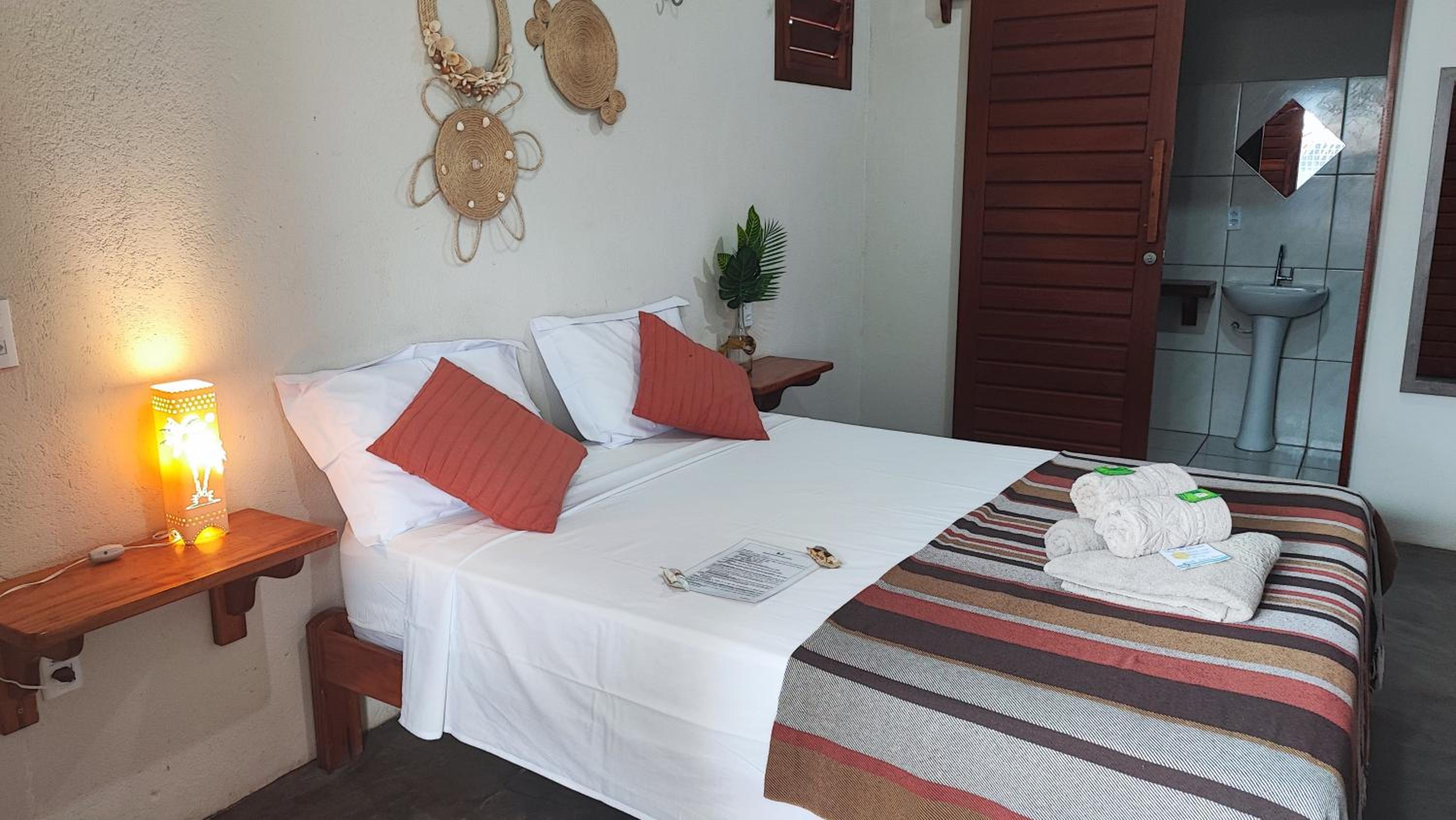 Queen Room with Pool View photo 2