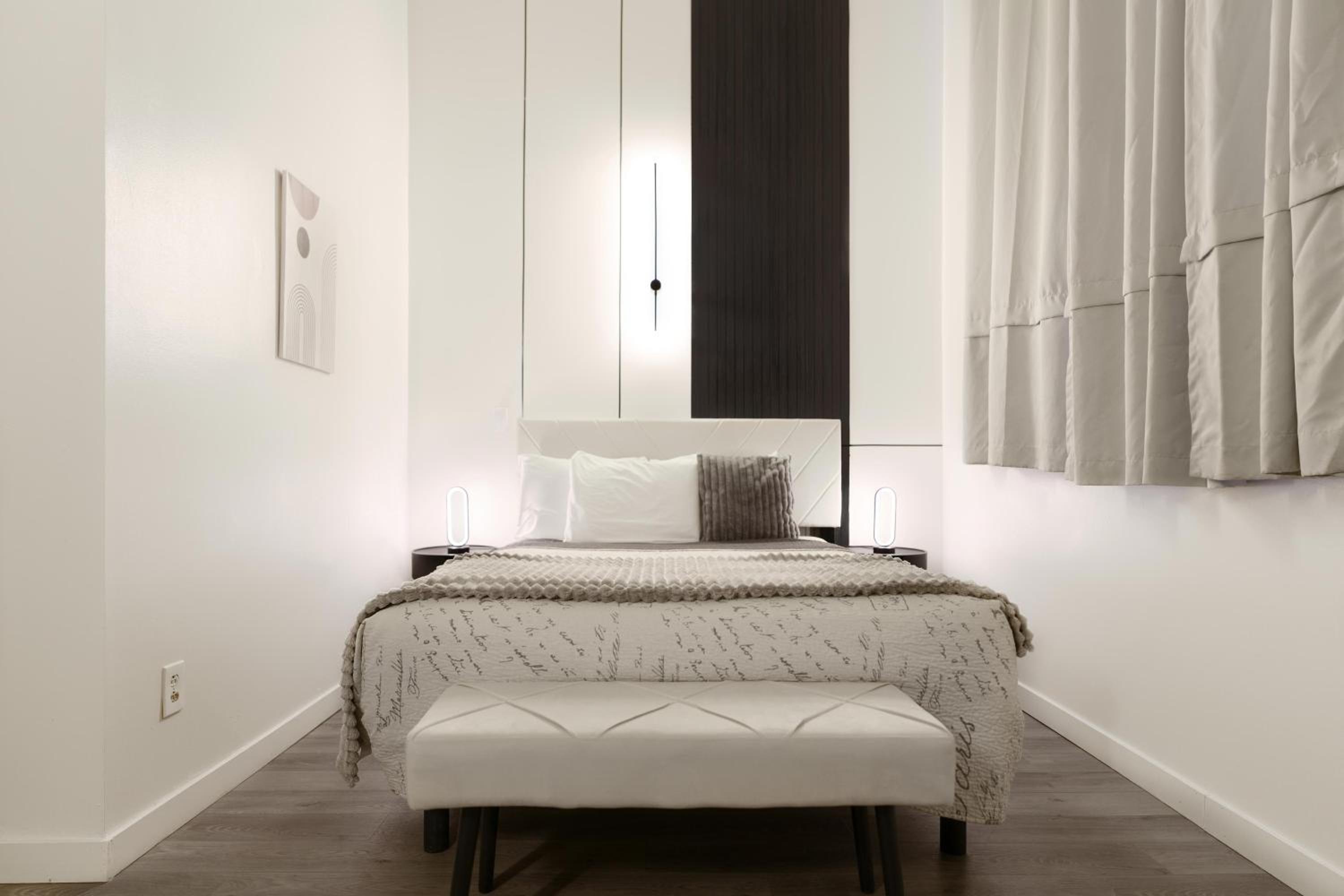 Superior Room, 1 Queen Bed - Photo 4