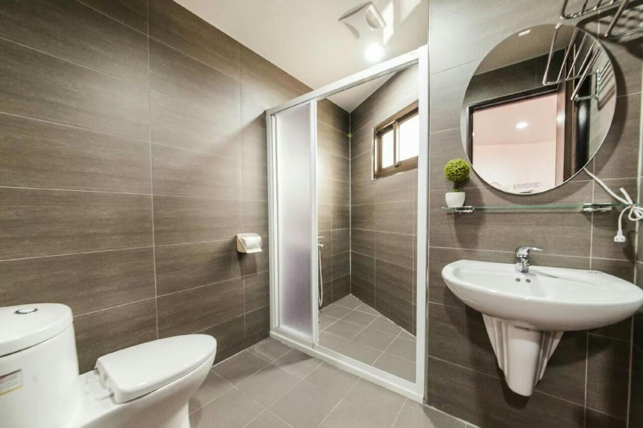 Double Room with Private Bathroom photo 3