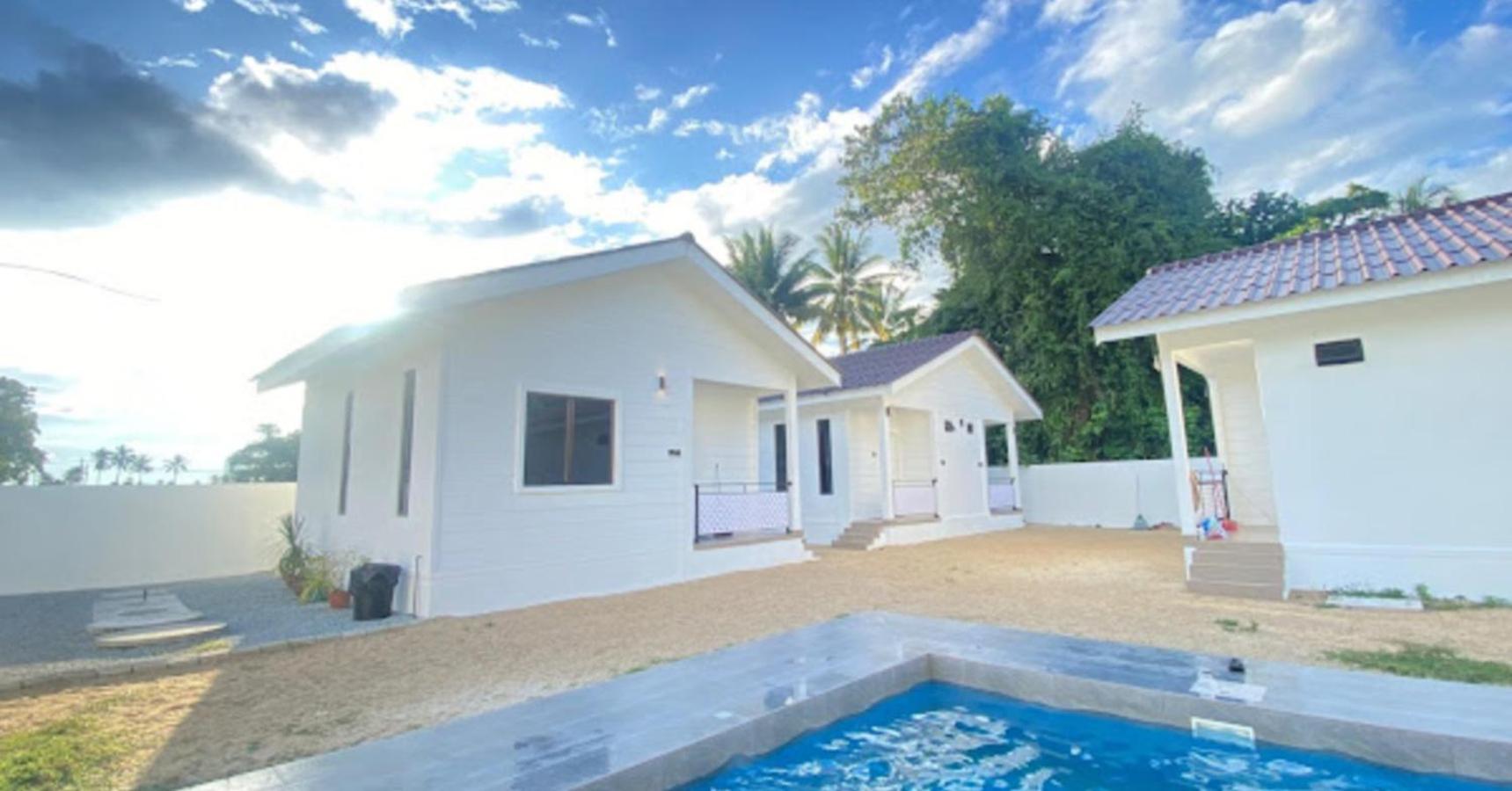 Villa photo 2