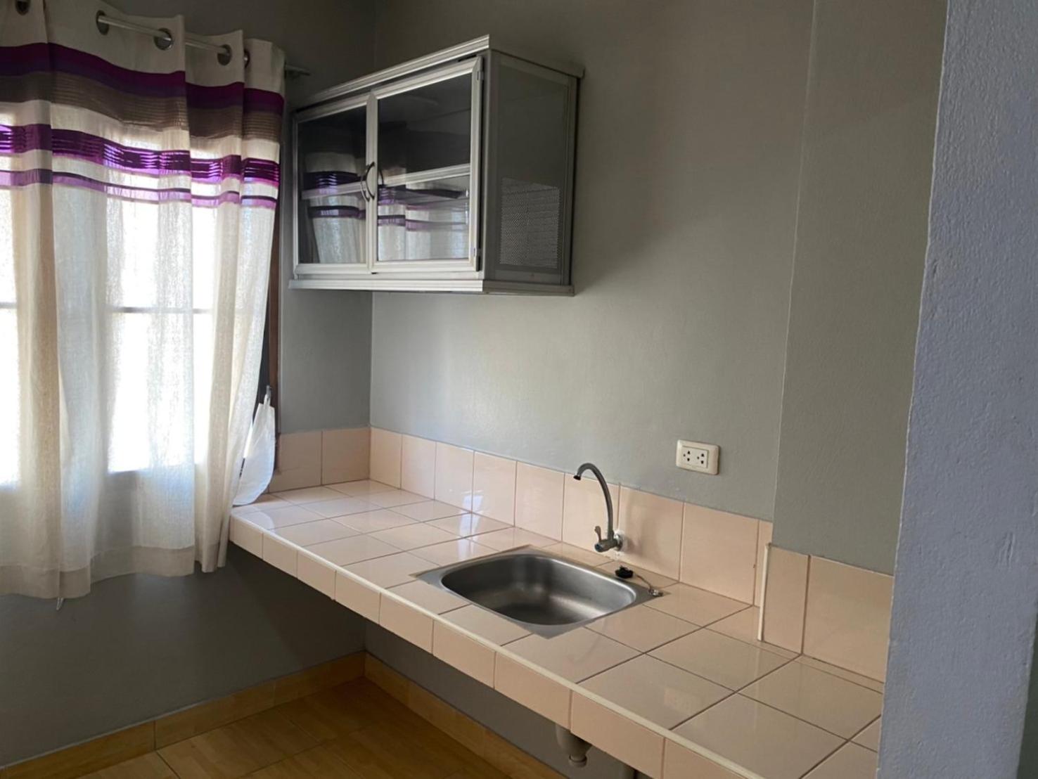 Suite - Photo 8