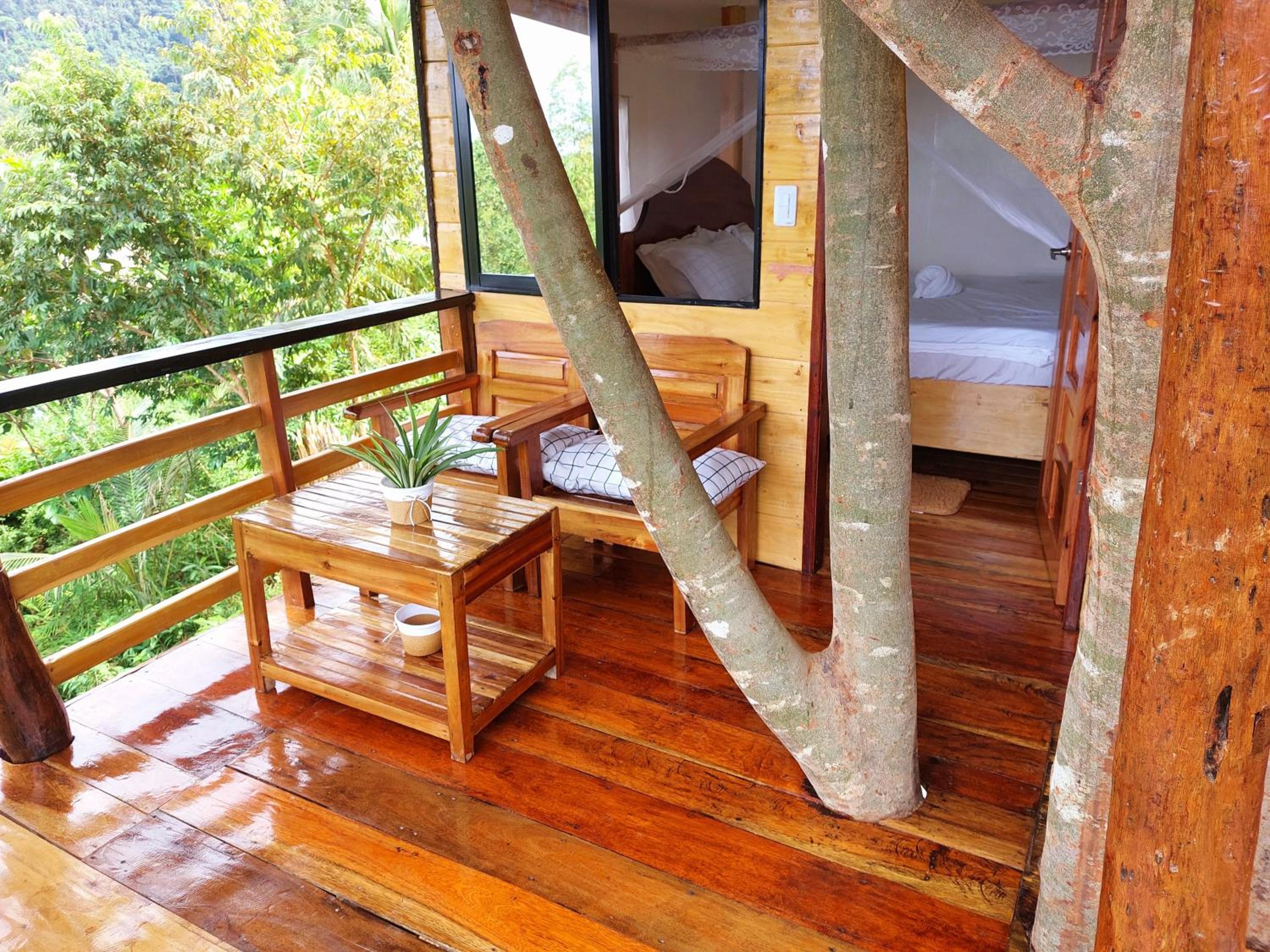 Deluxe Bungalow - Photo 8