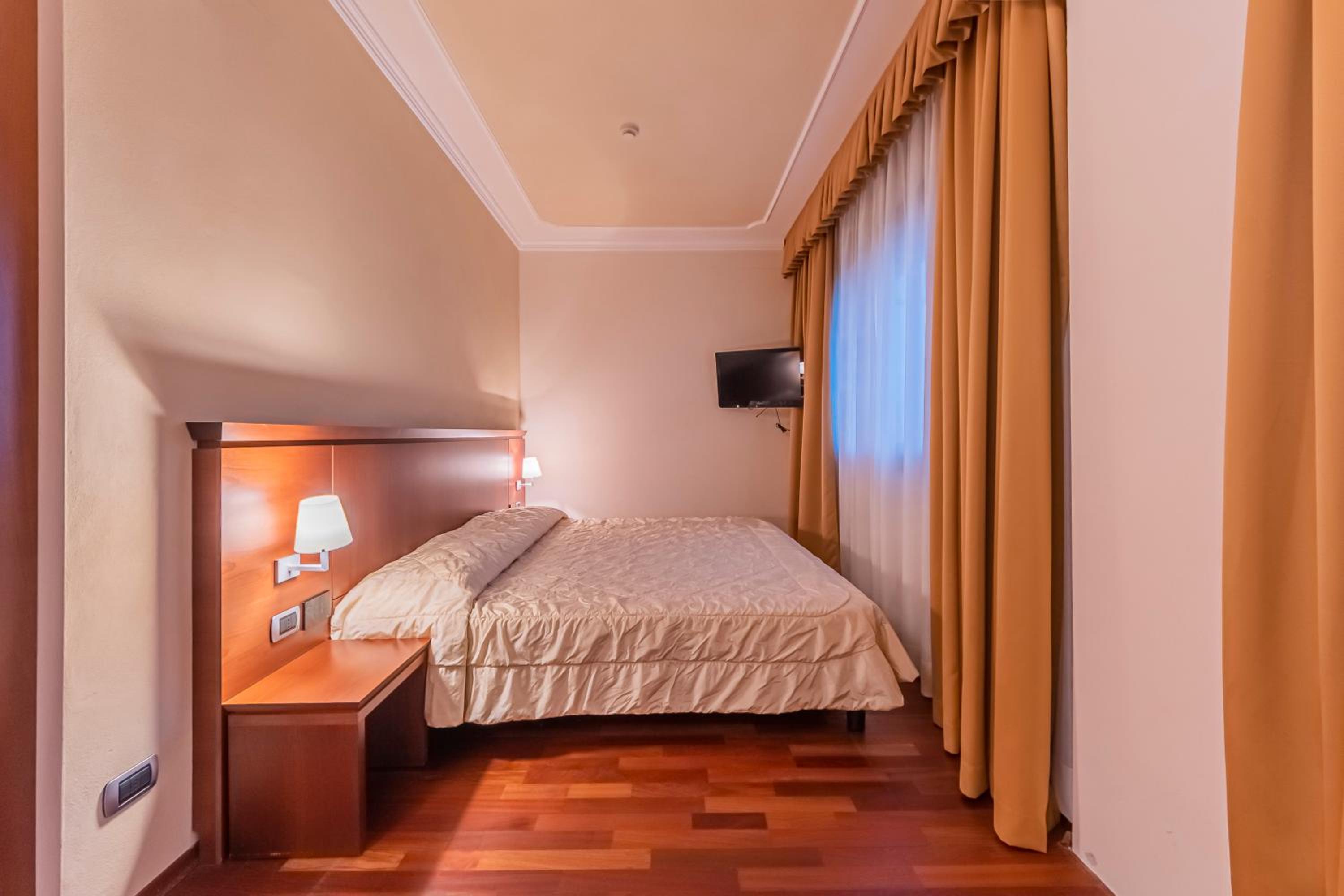 Junior Suite - Photo 6