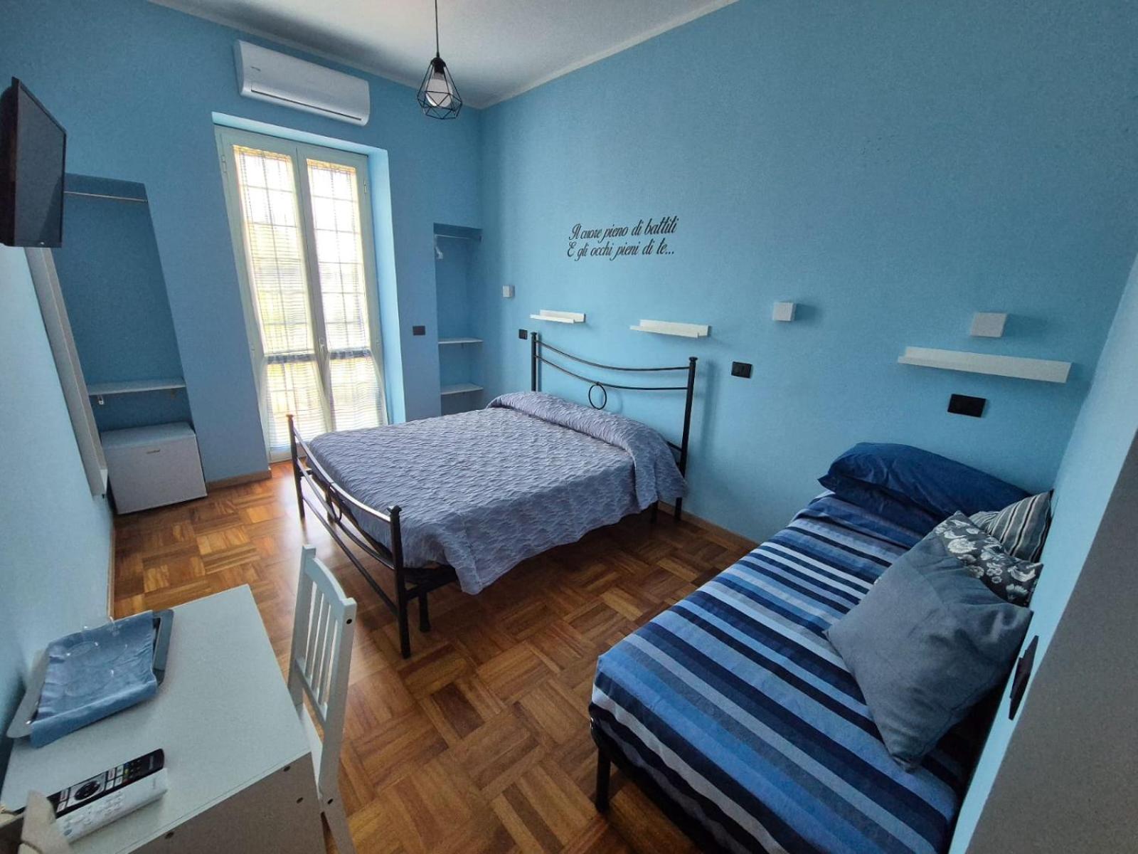 Triple Room - Photo 6