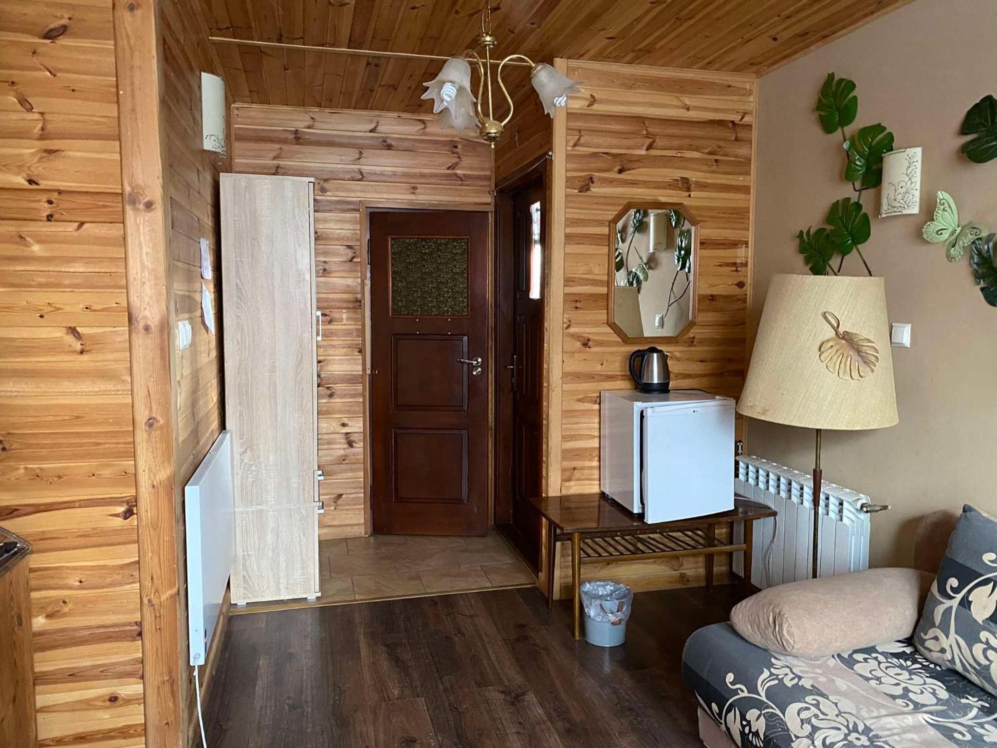 Double or Twin Room with Bathroom - Photo 5