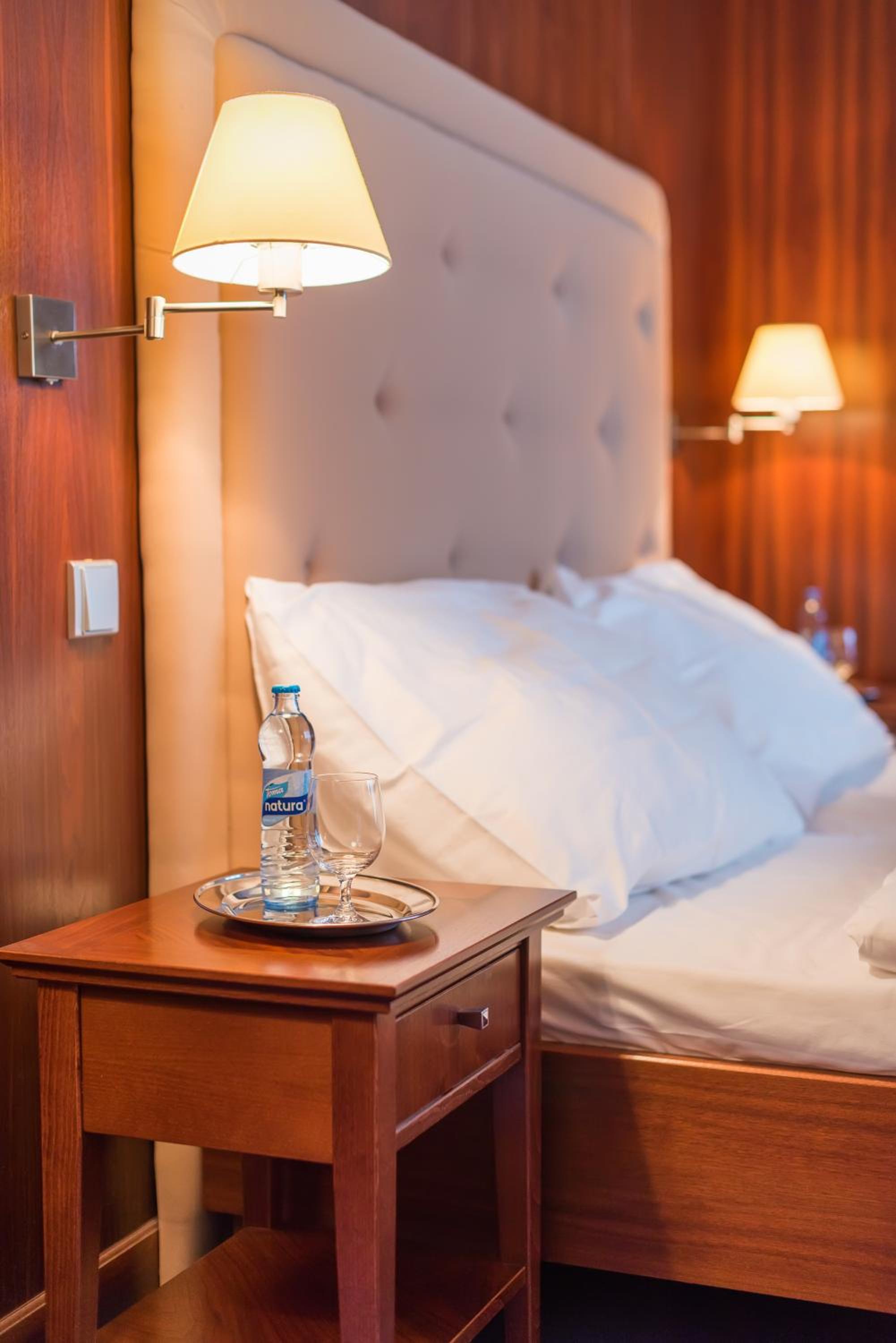 Double Room - Disability Access - Photo 6