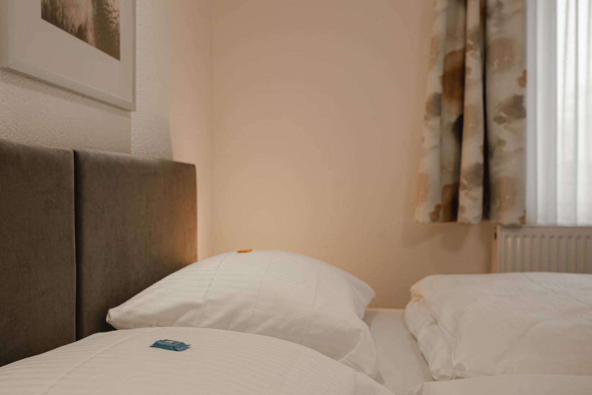 Standard Triple Room - Photo 11