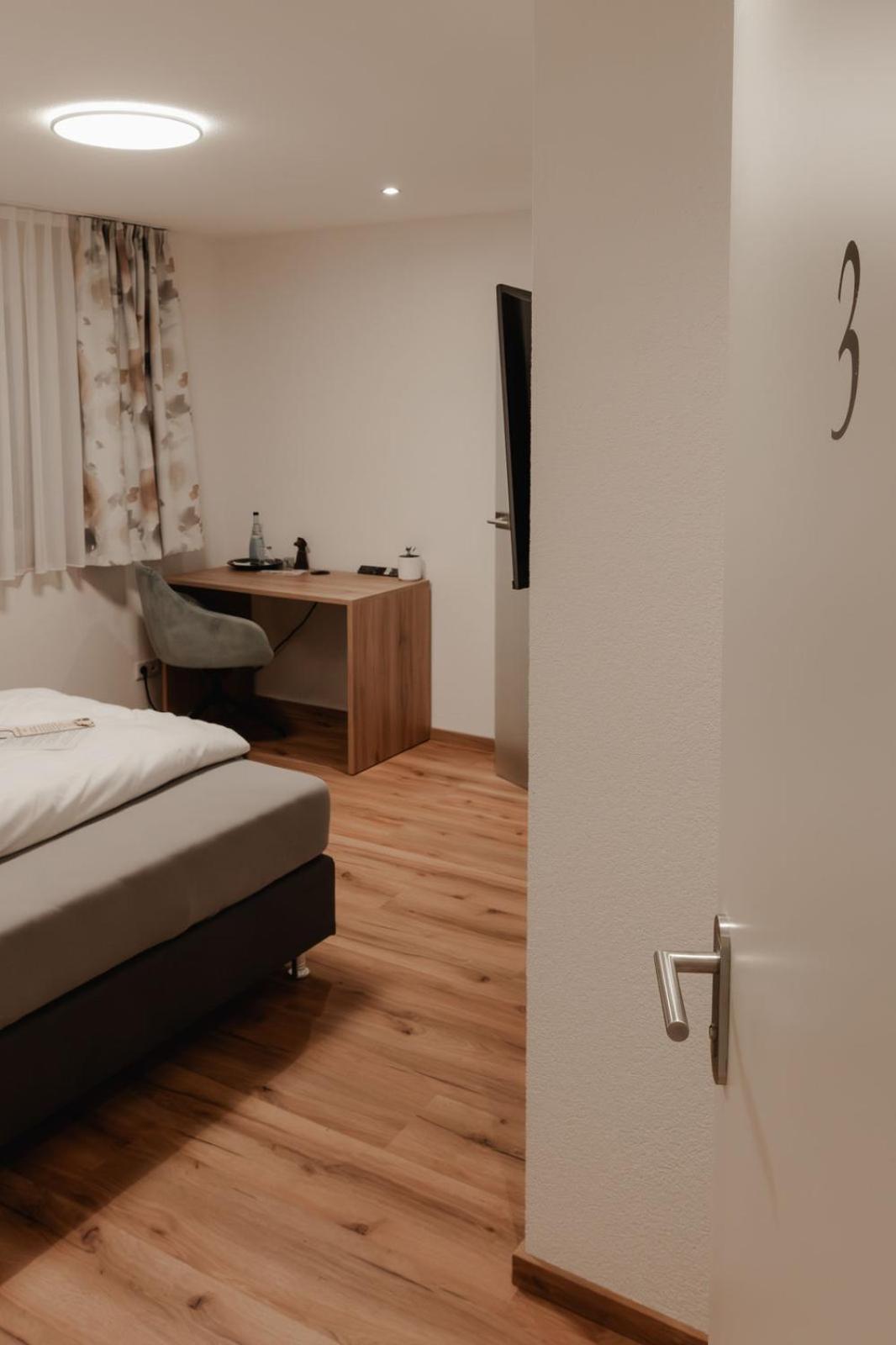 Standard Queen Room - Photo 3