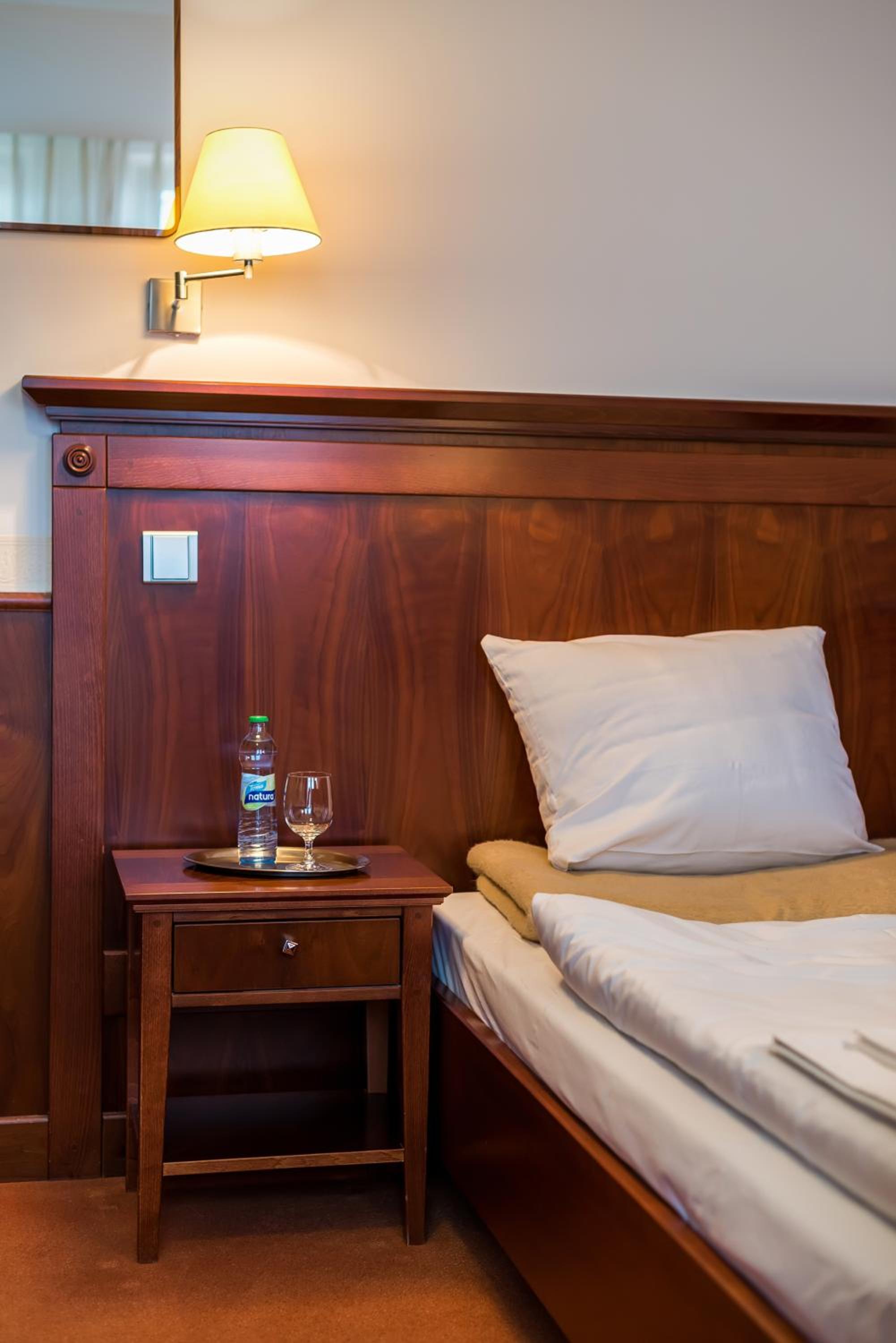 Single Room photo 3