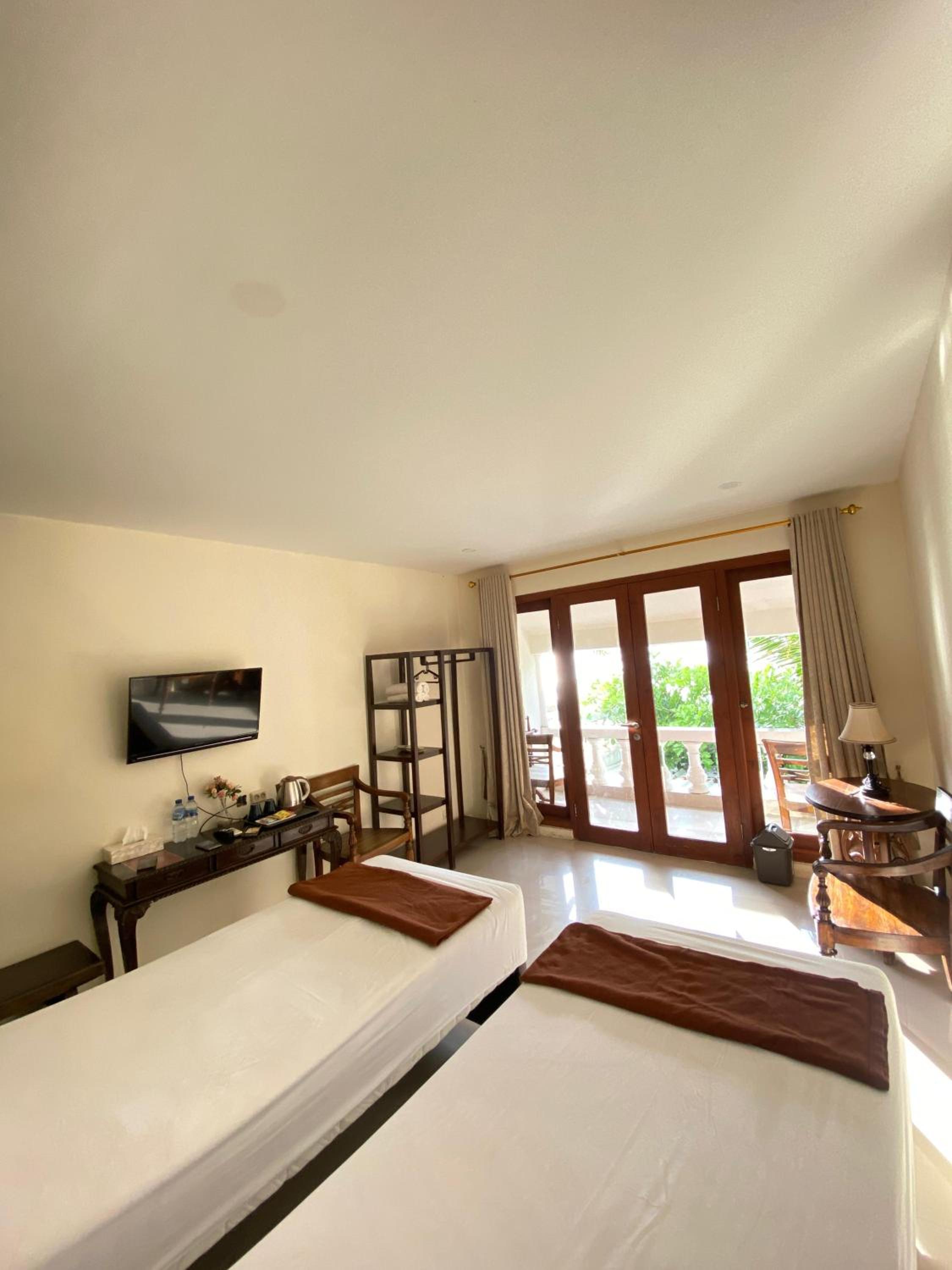 Deluxe Twin Room photo 2