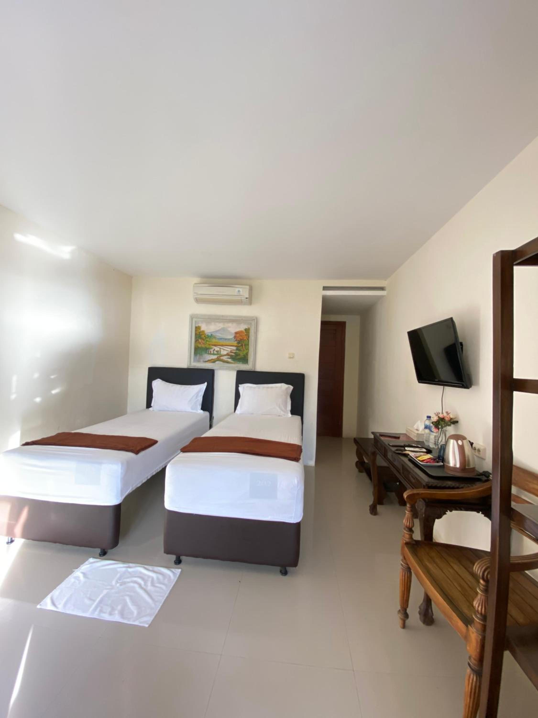 Deluxe Twin Room photo 3