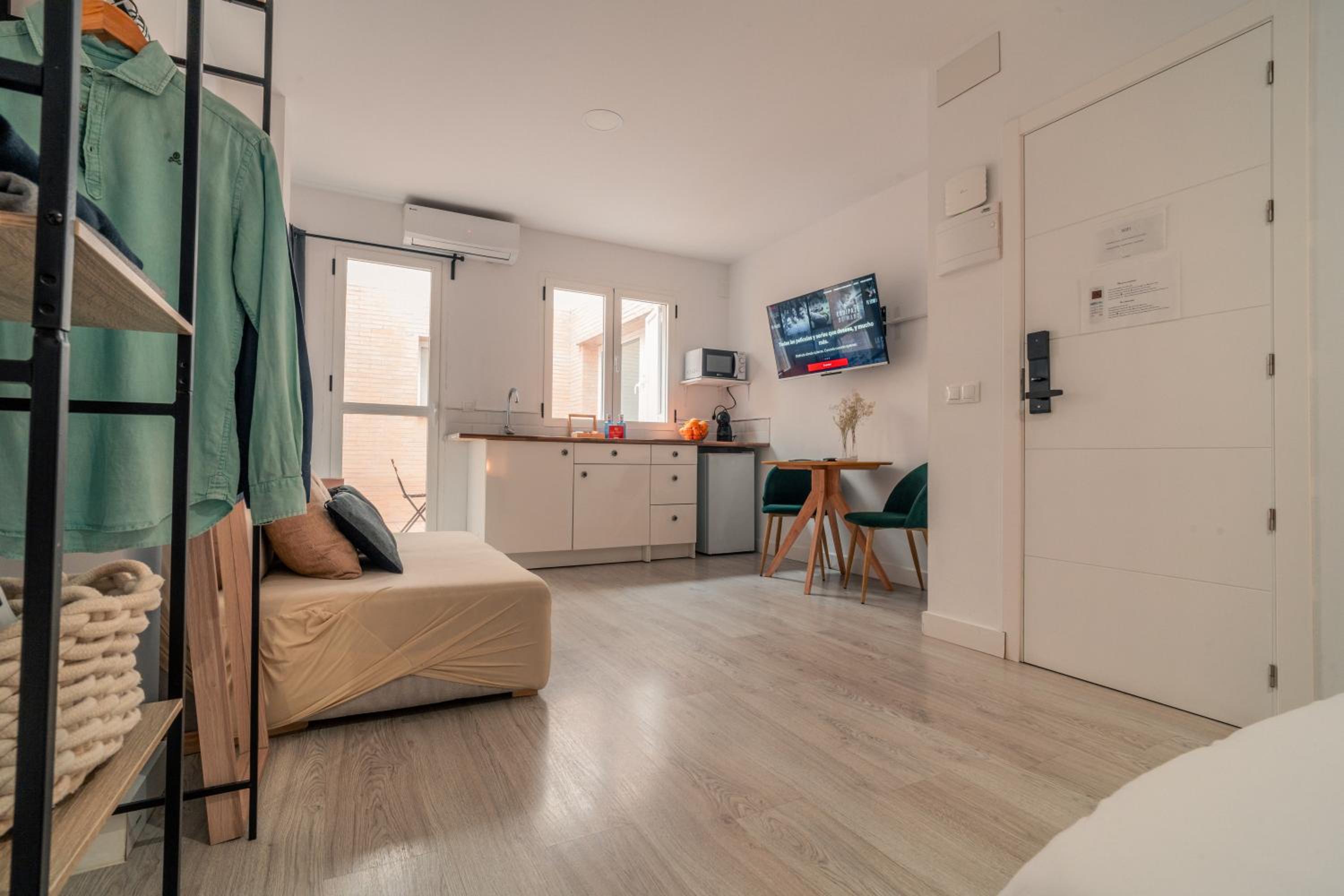 Studio Apartment