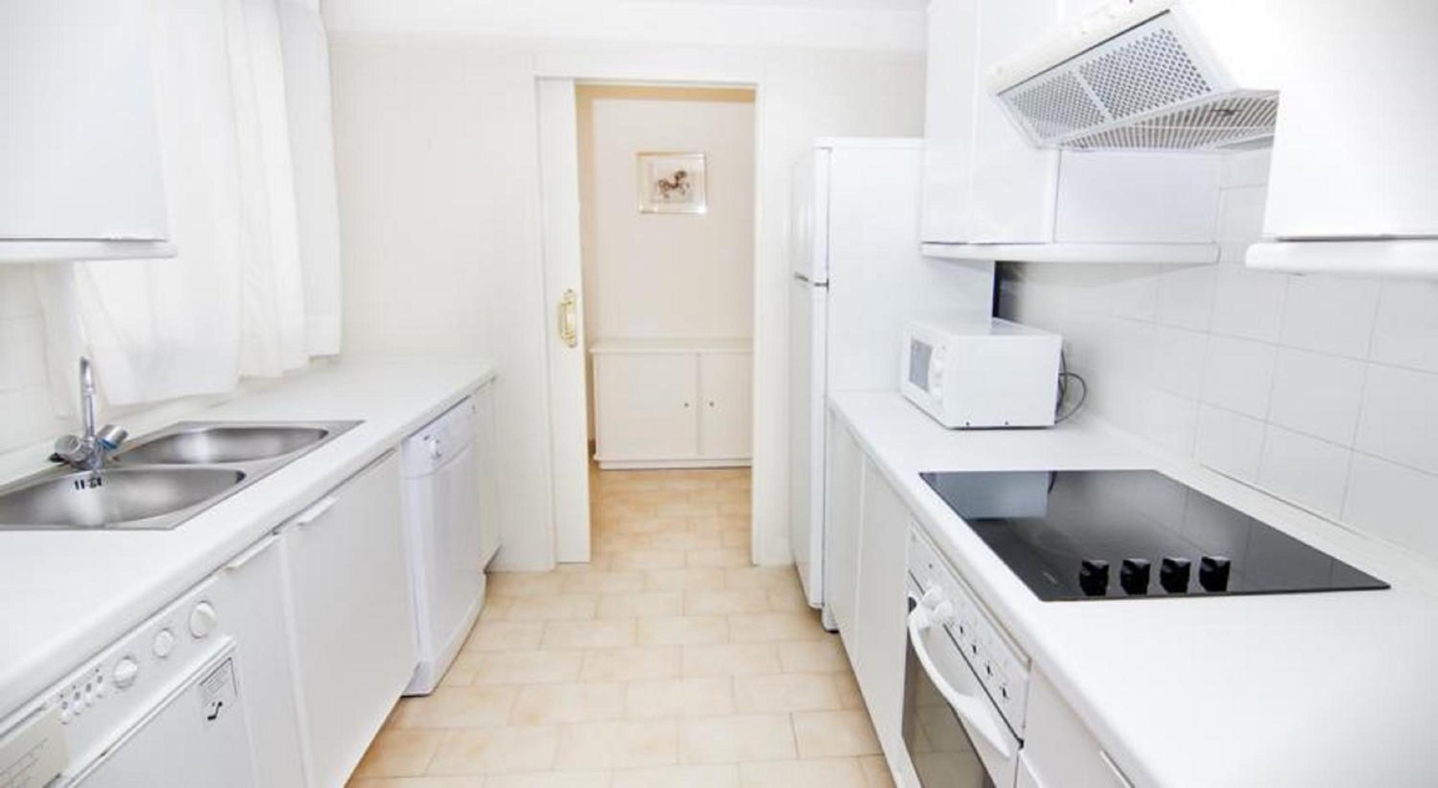 One-Bedroom Apartment (2 Adults) - Photo 7
