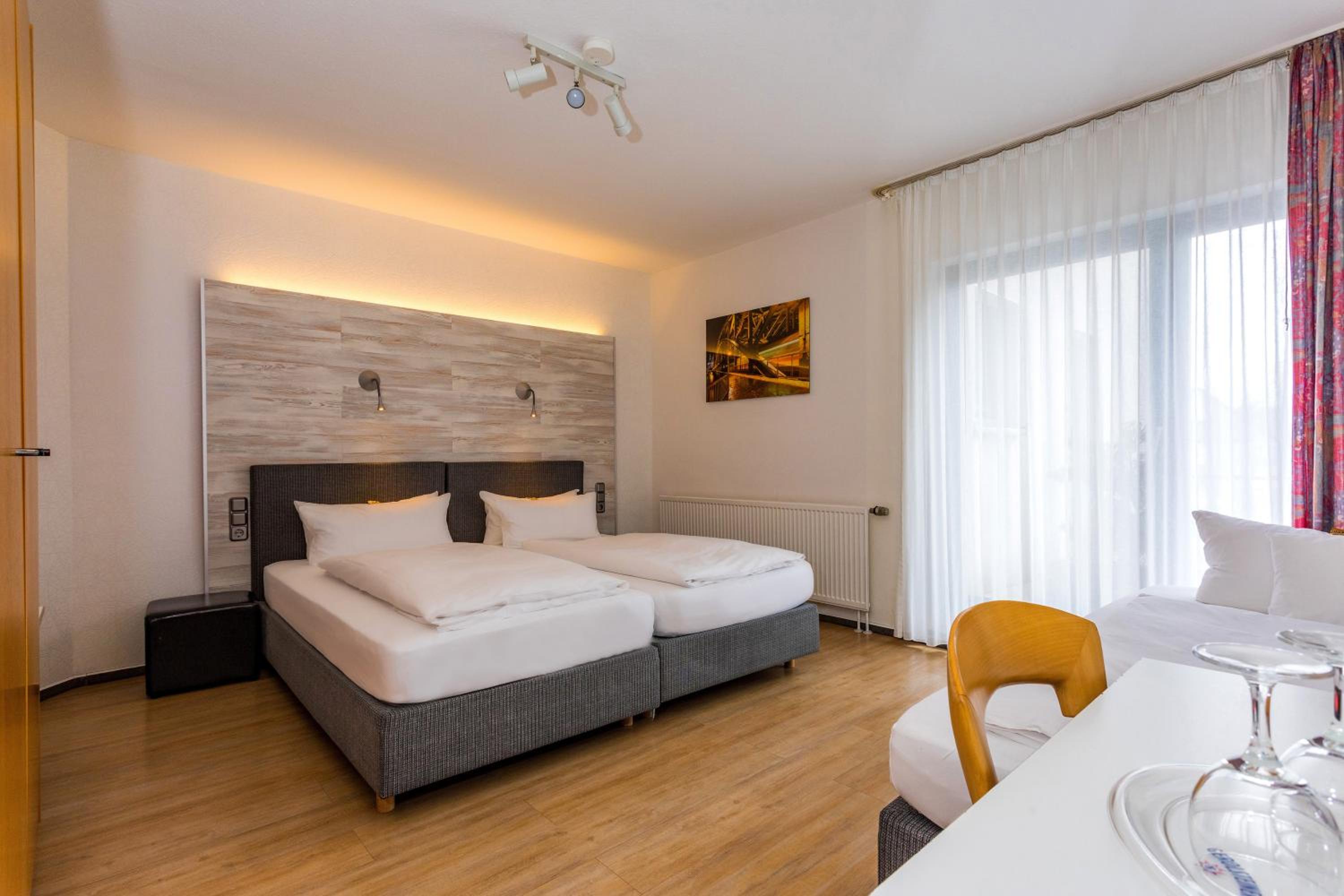 Triple Room with Balcony