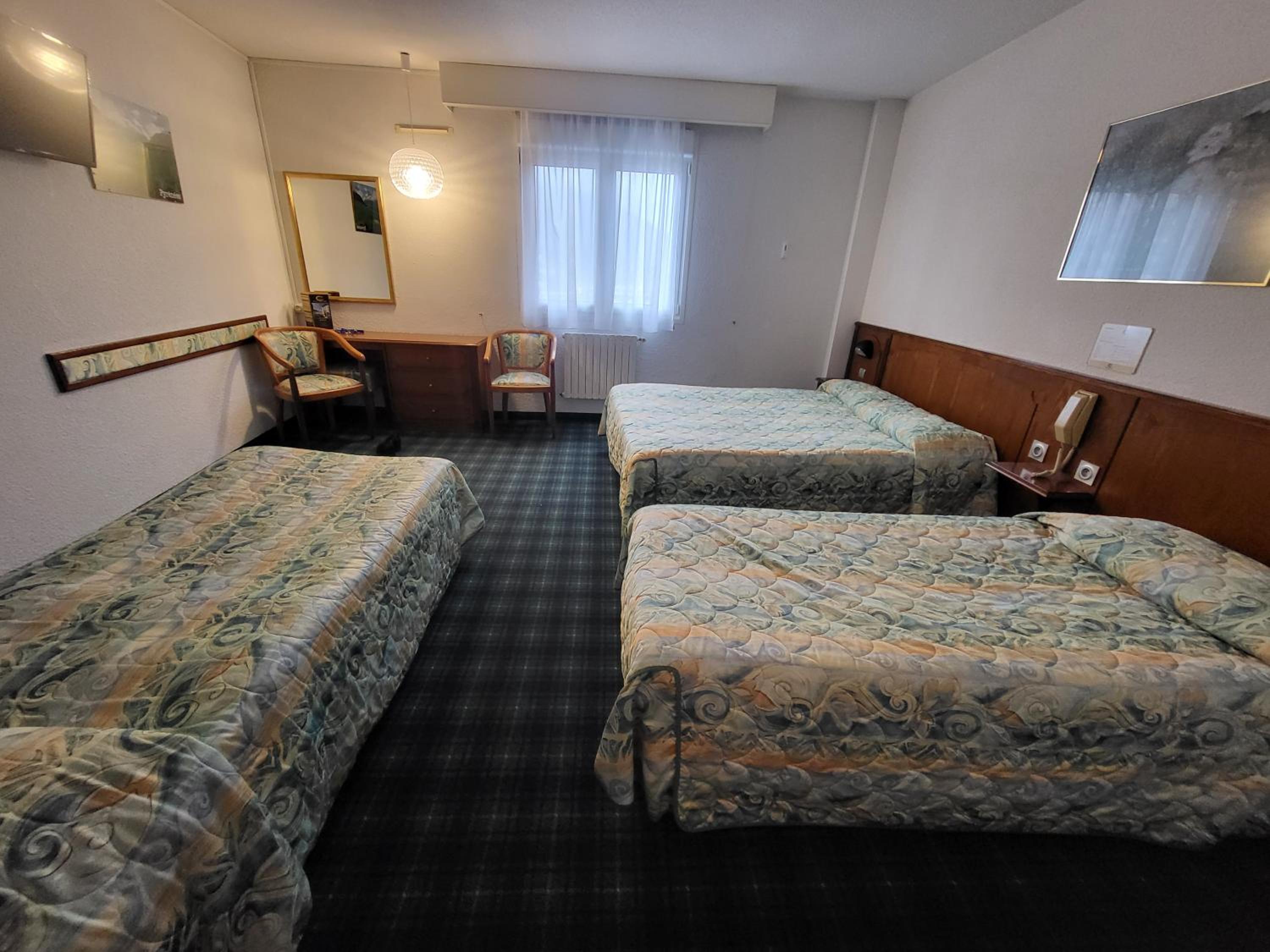 Classic Quadruple Room photo 2