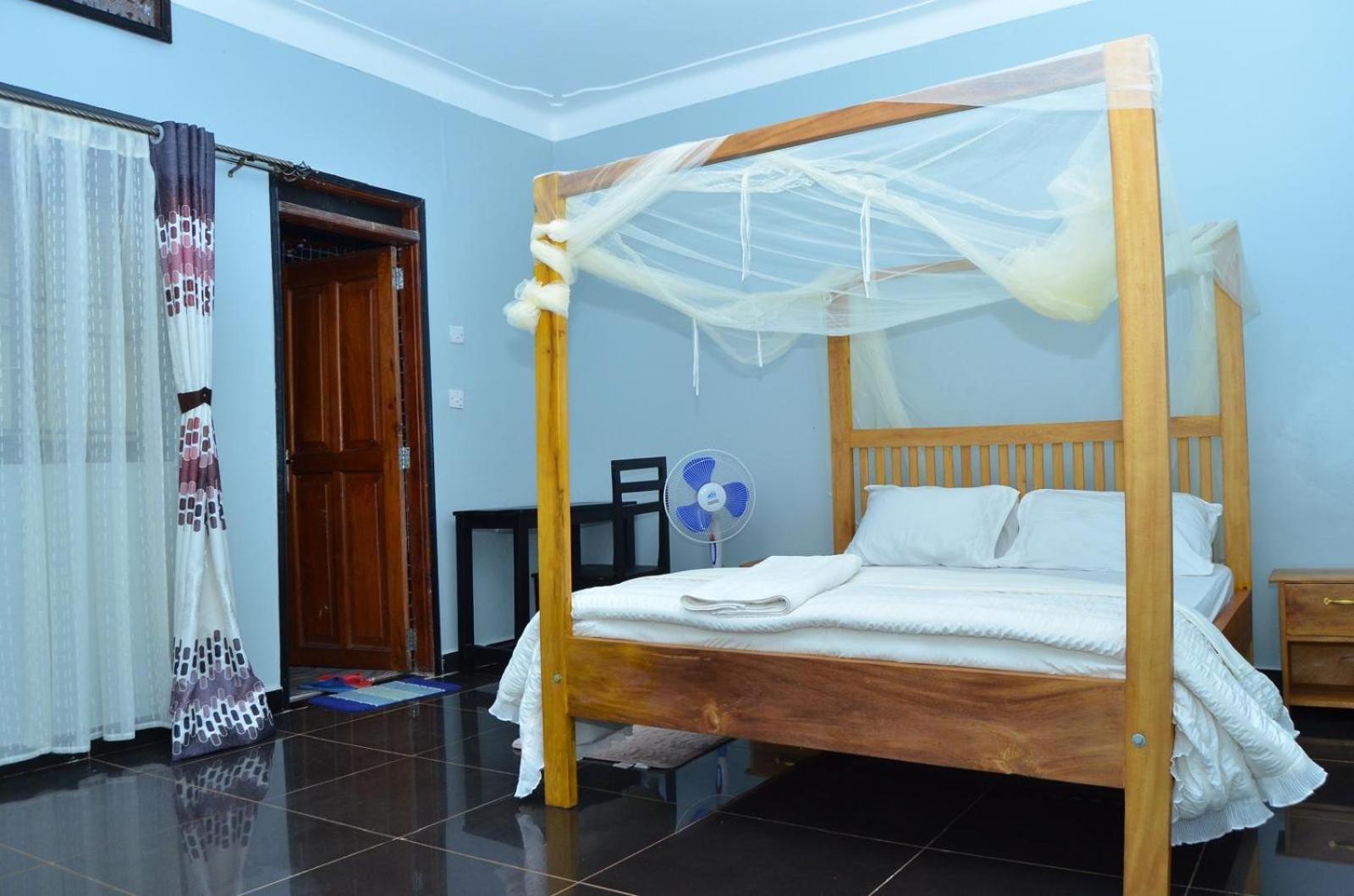 Deluxe Single Room with Balcony photo 3