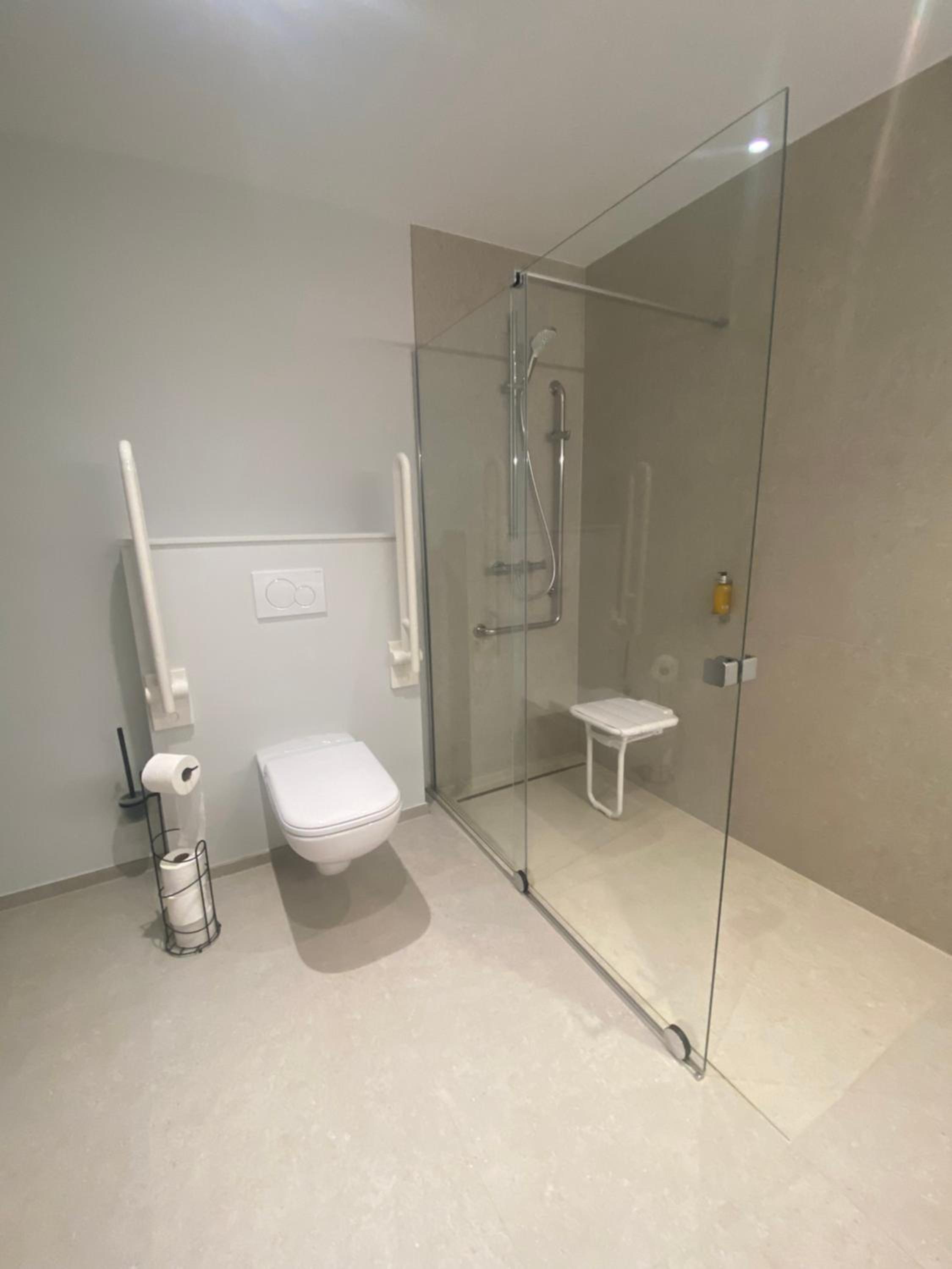 Double Room - Disability Access photo 1