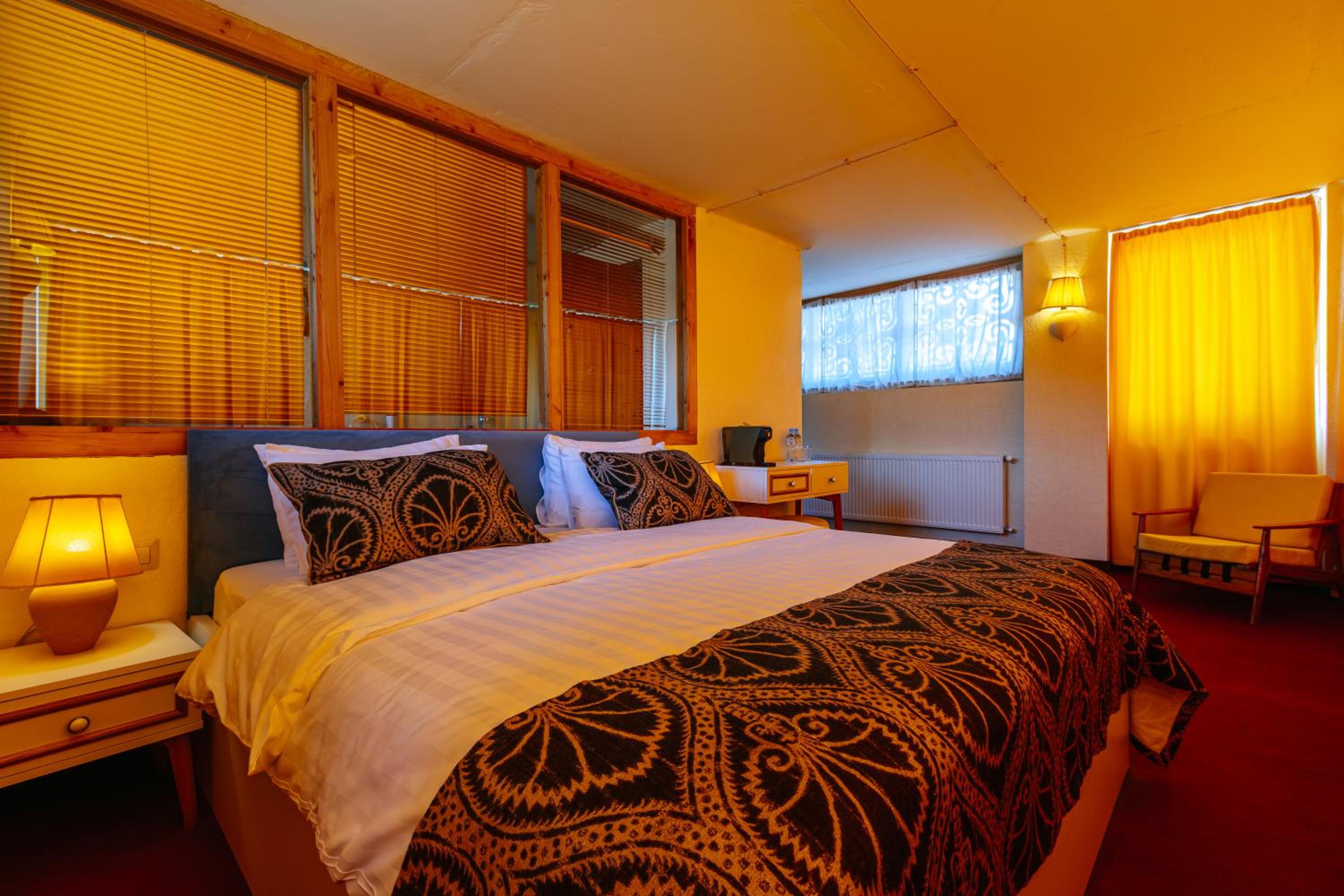 Budget Double Room photo 2