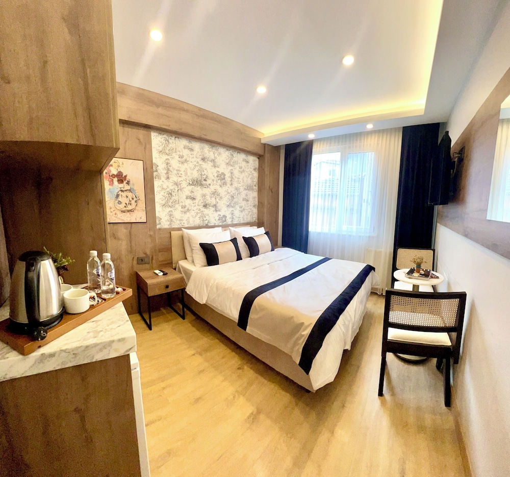 Deluxe Double Room photo 2