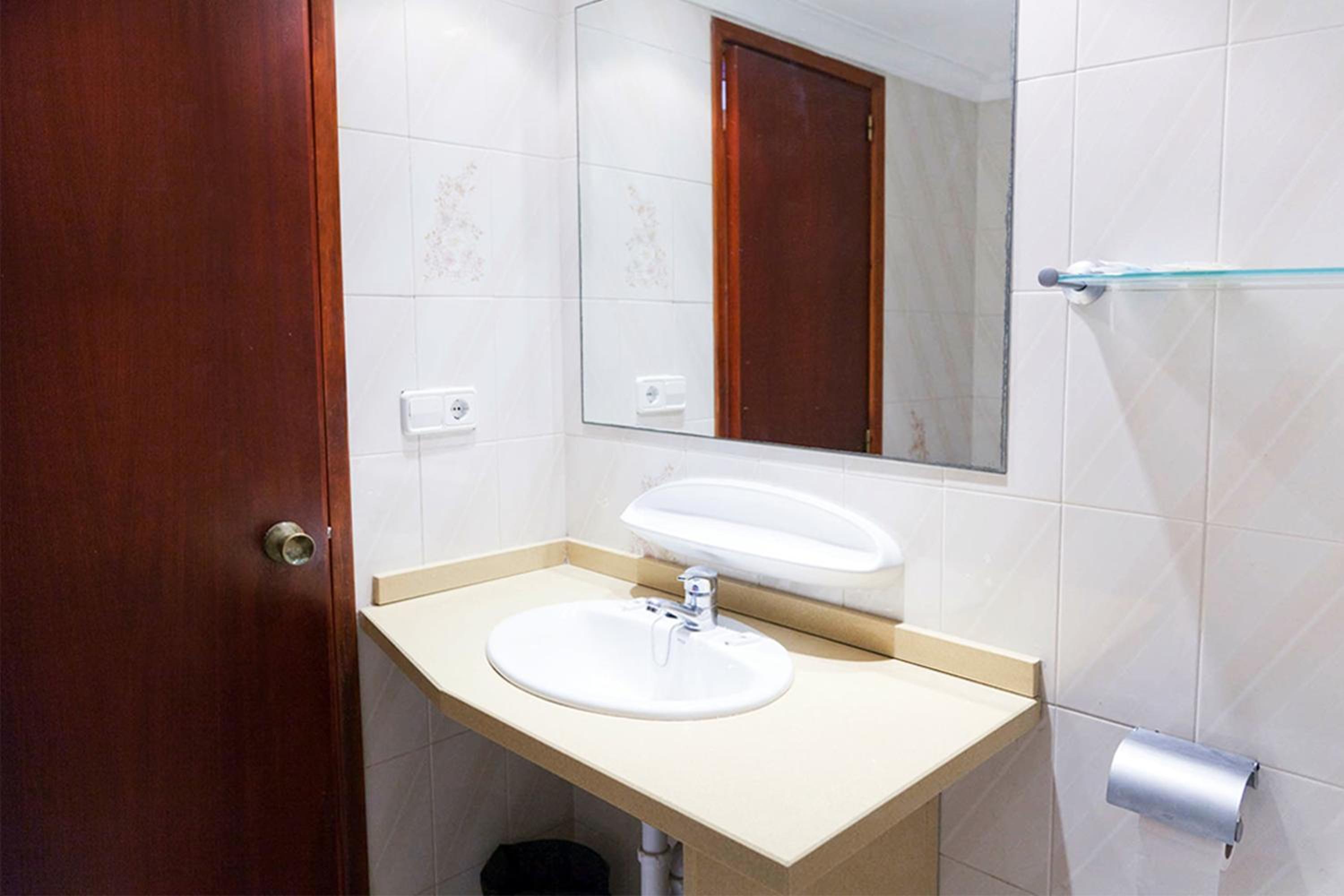 Twin Room - Photo 4