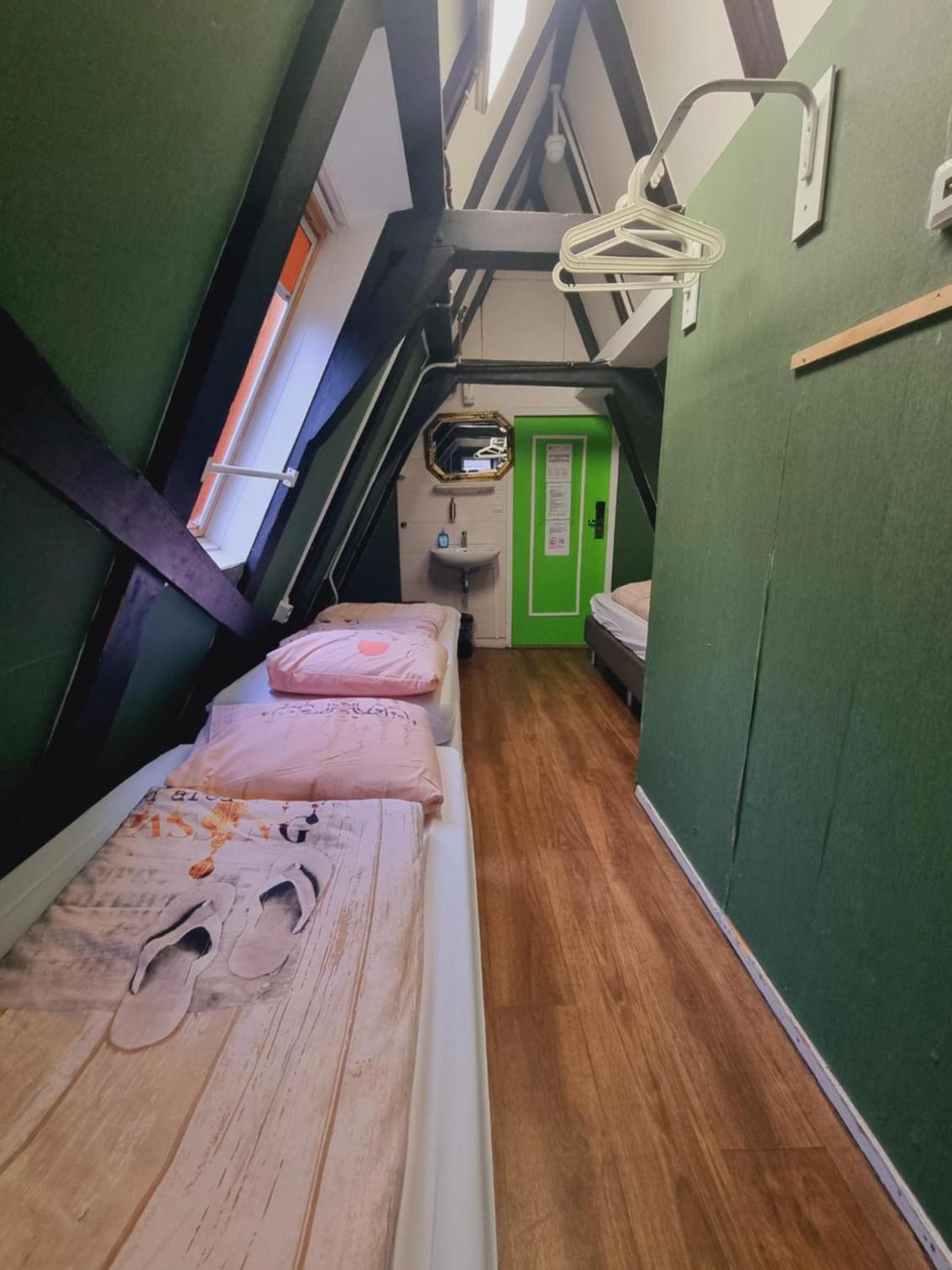 Triple Room with Lake View photo 2