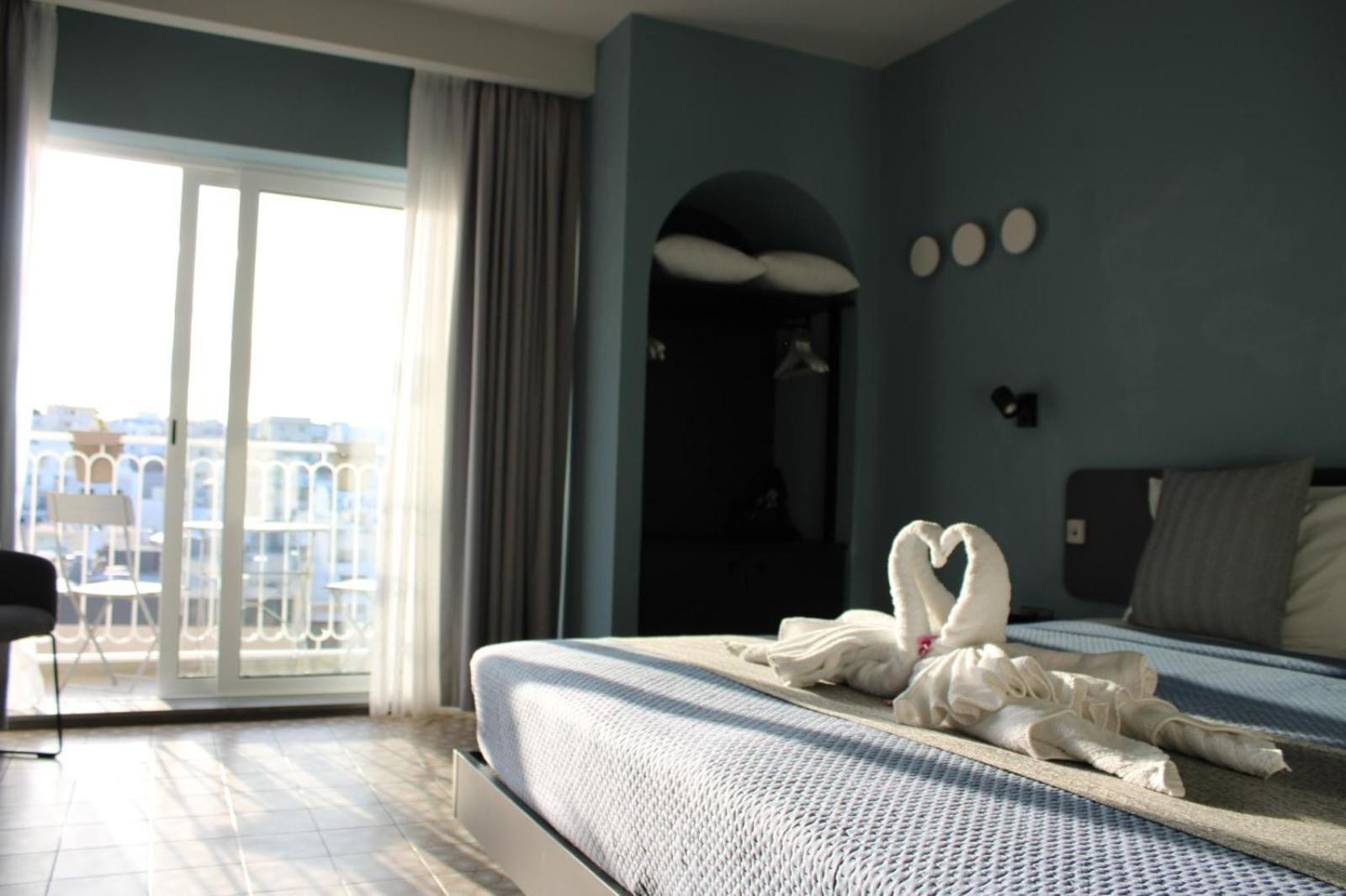 Deluxe Double or Twin Room with Balcony