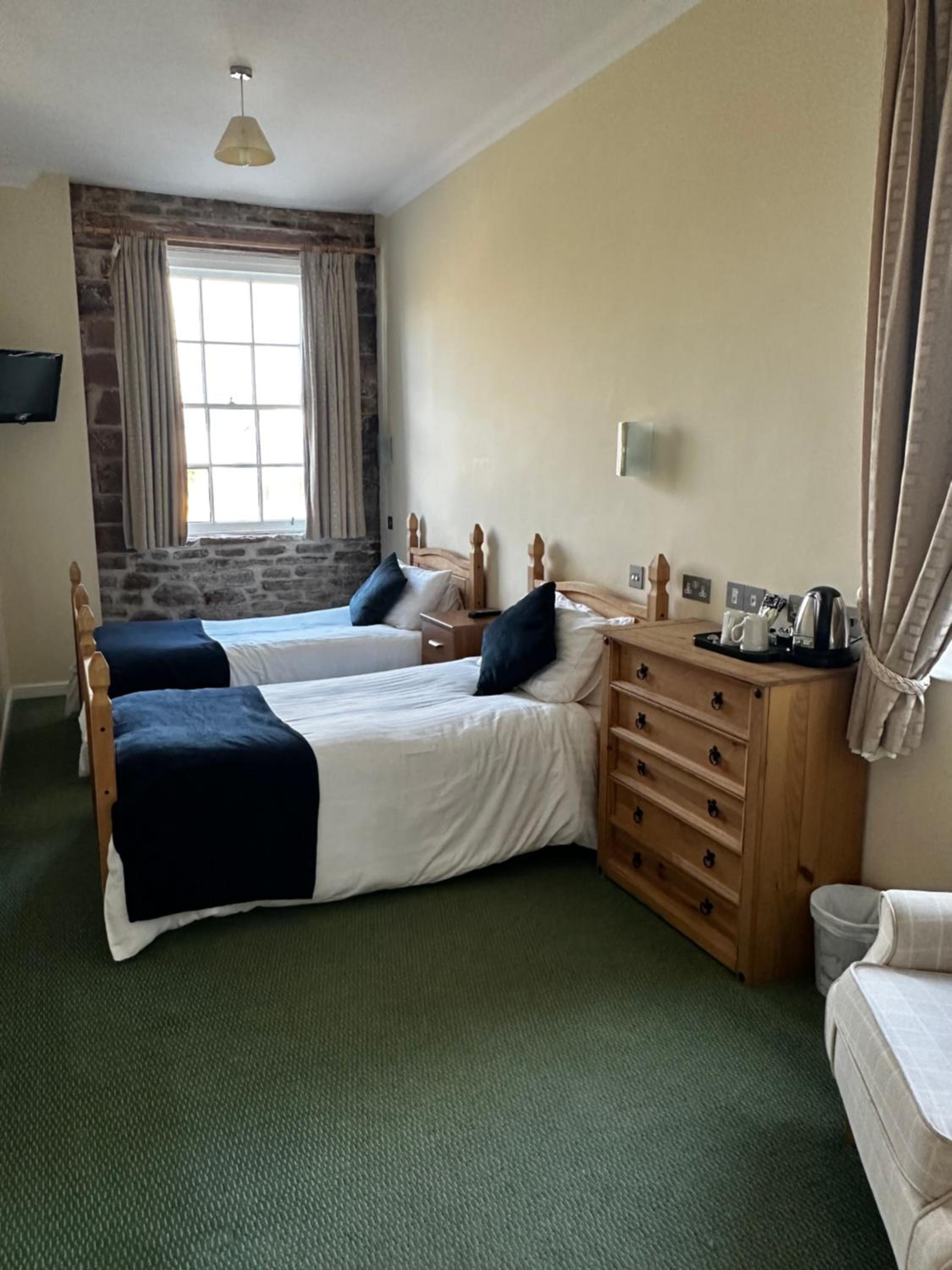 Standard Twin Room photo 3