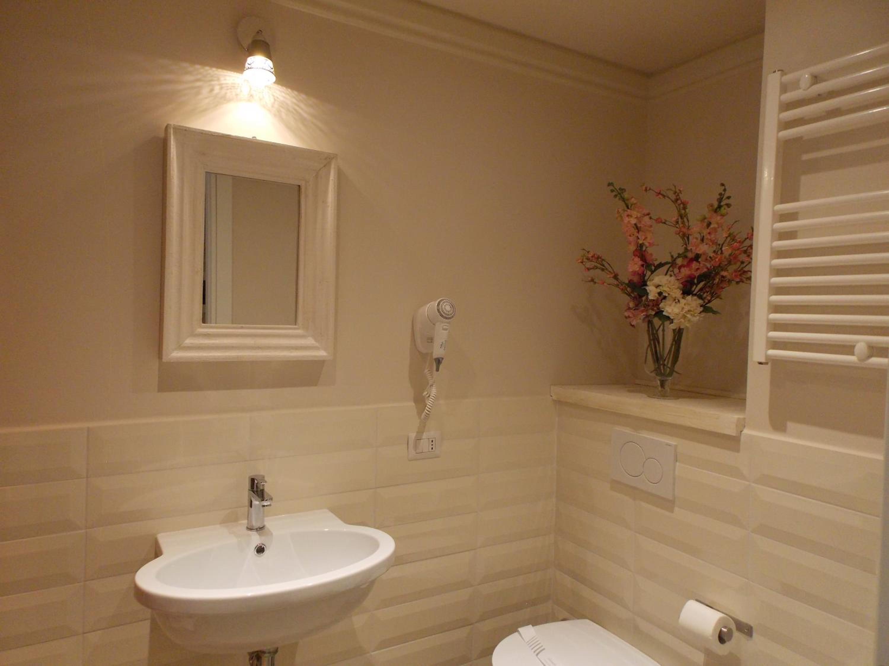 Double or Twin Room photo 2