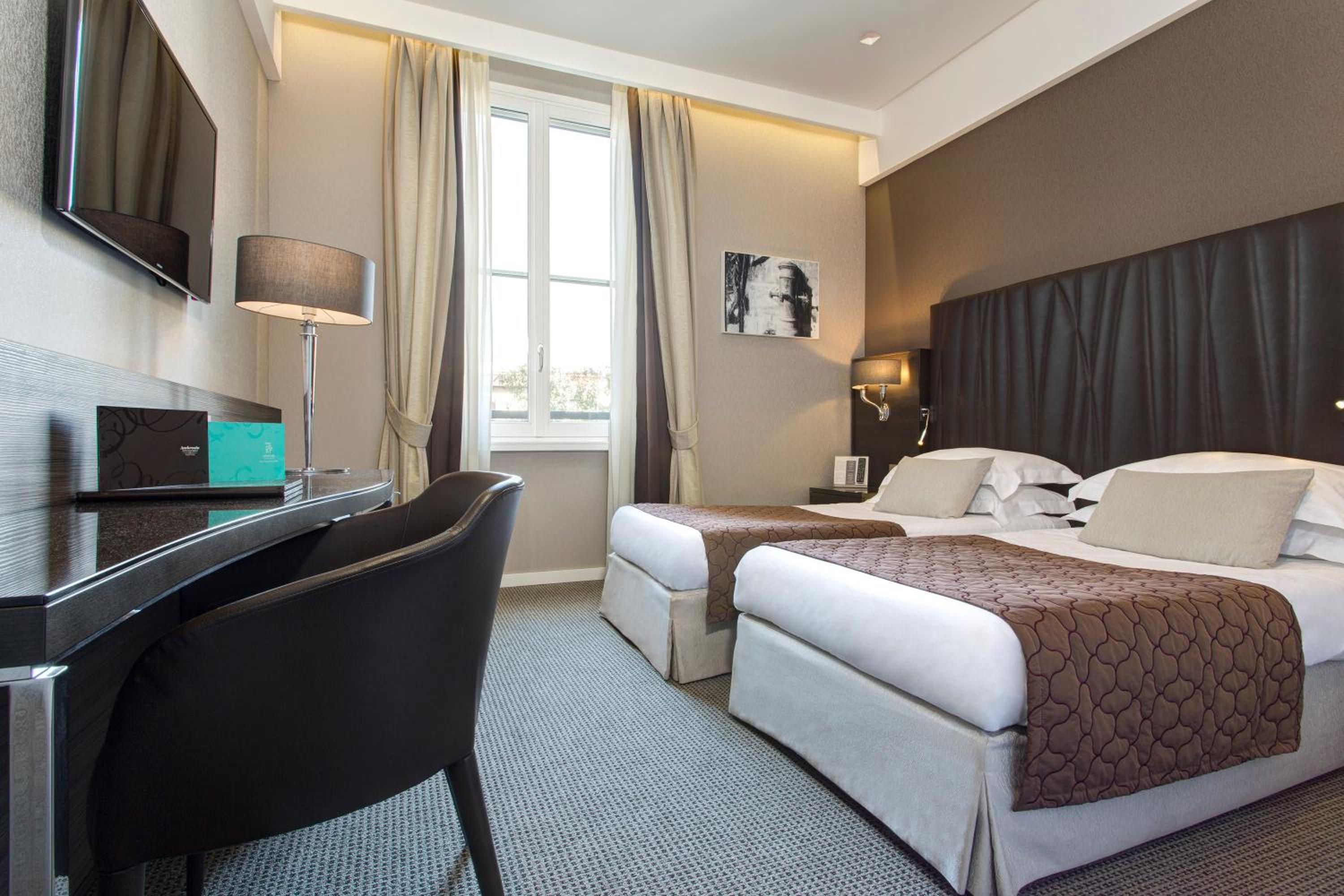 Comfort Twin Room - Photo 4