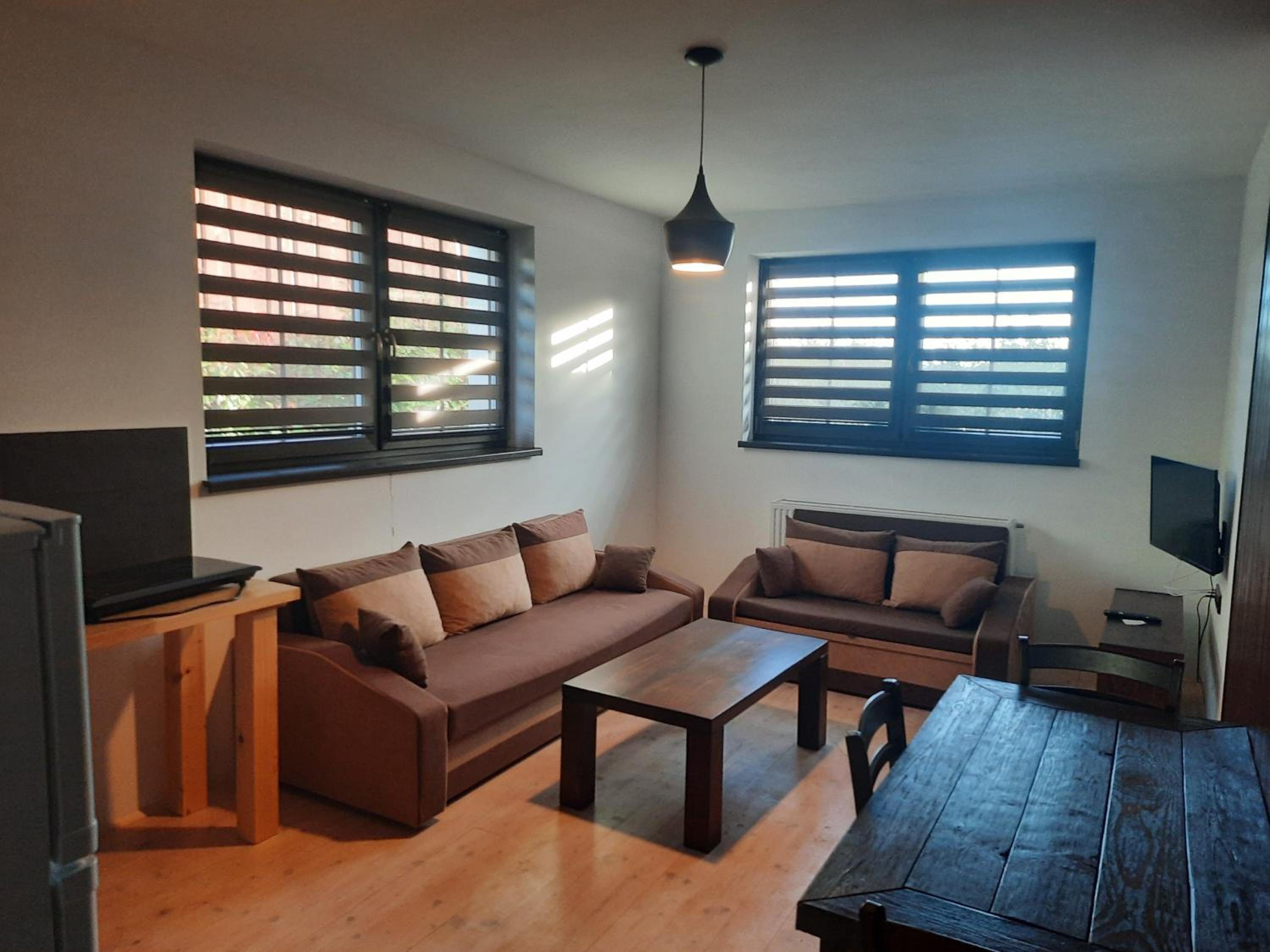 One-Bedroom Apartment - Photo 4