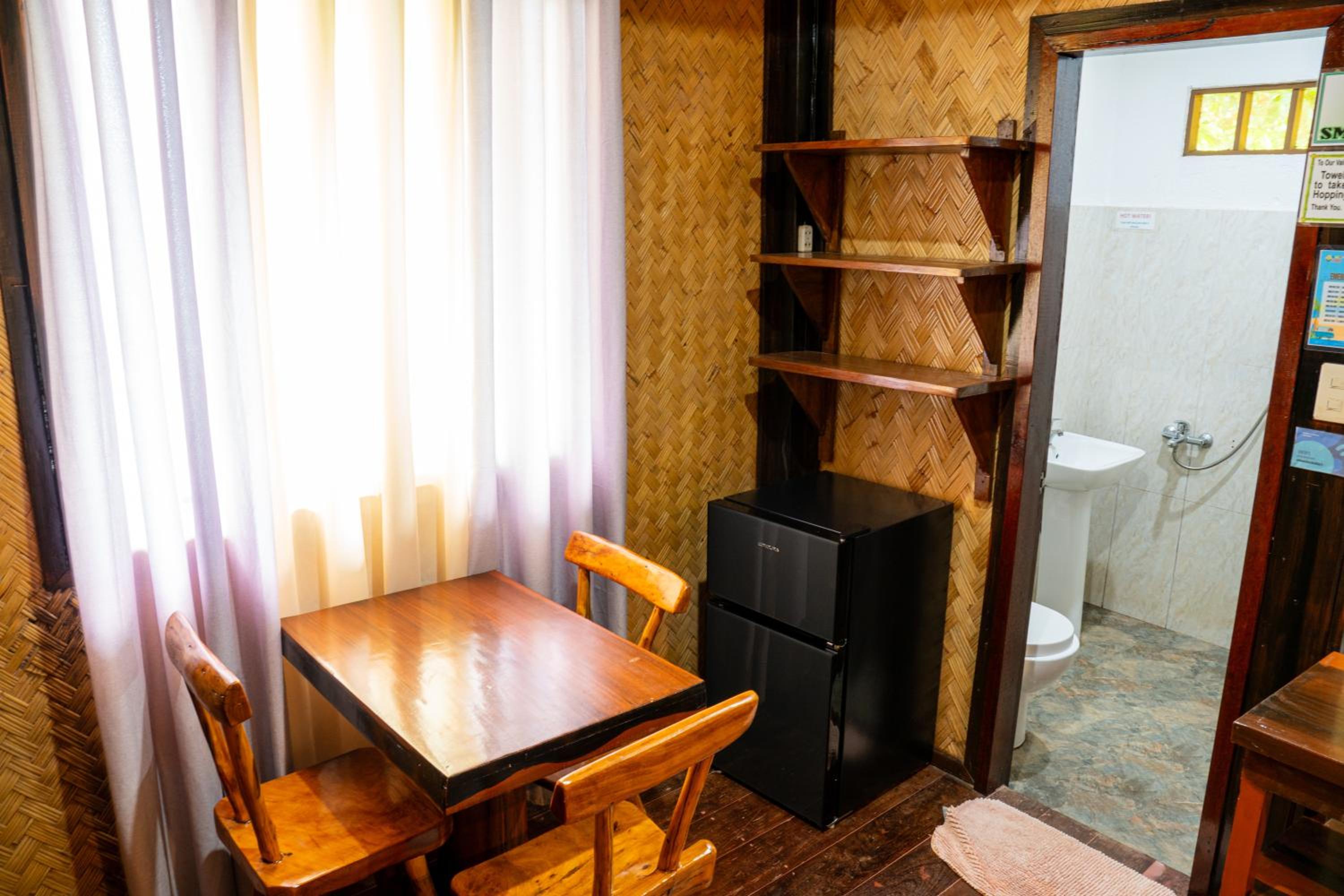 Family Room with Sea View photo 3