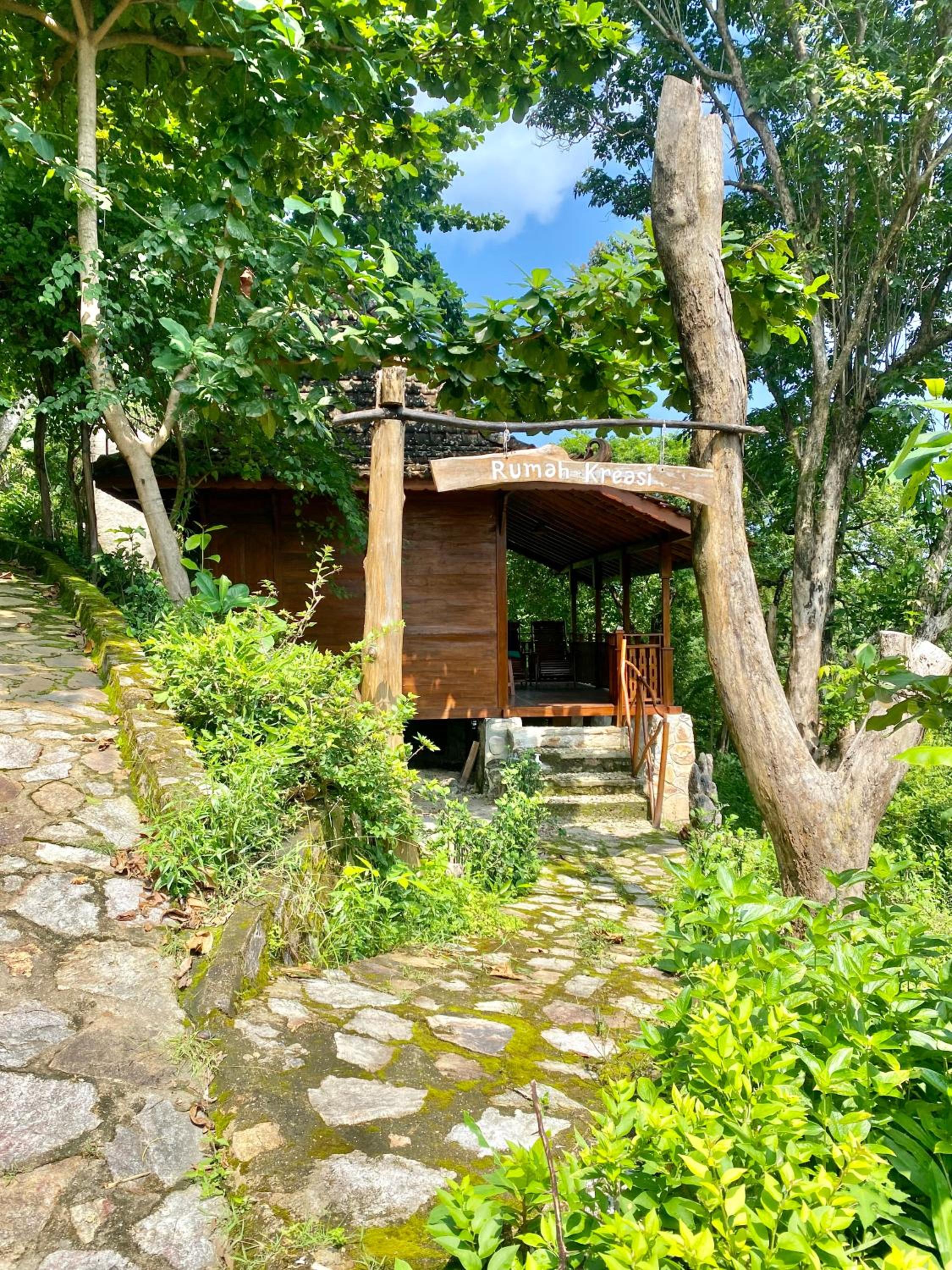 Bungalow with Sea View