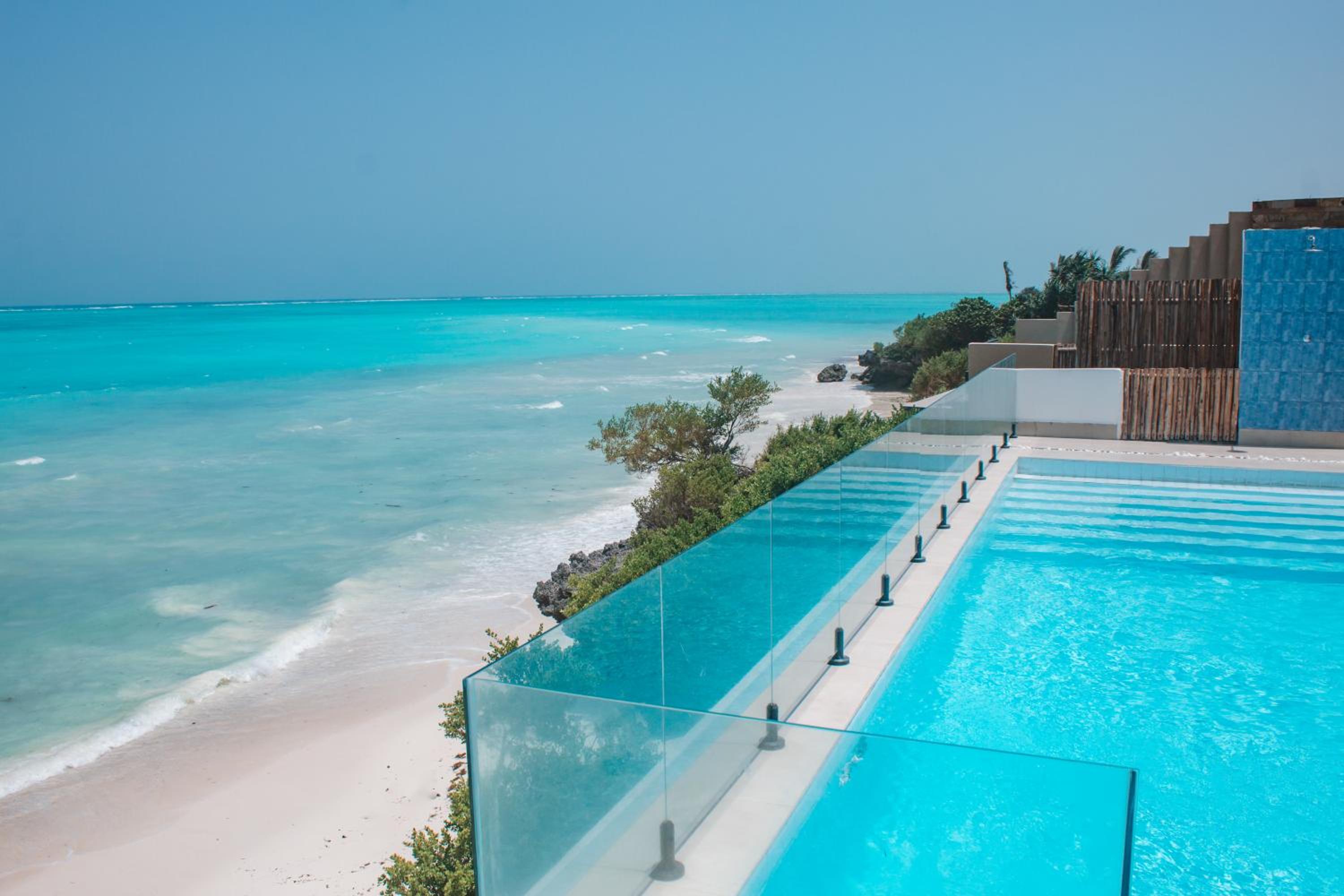 Deluxe Suite with Sea View